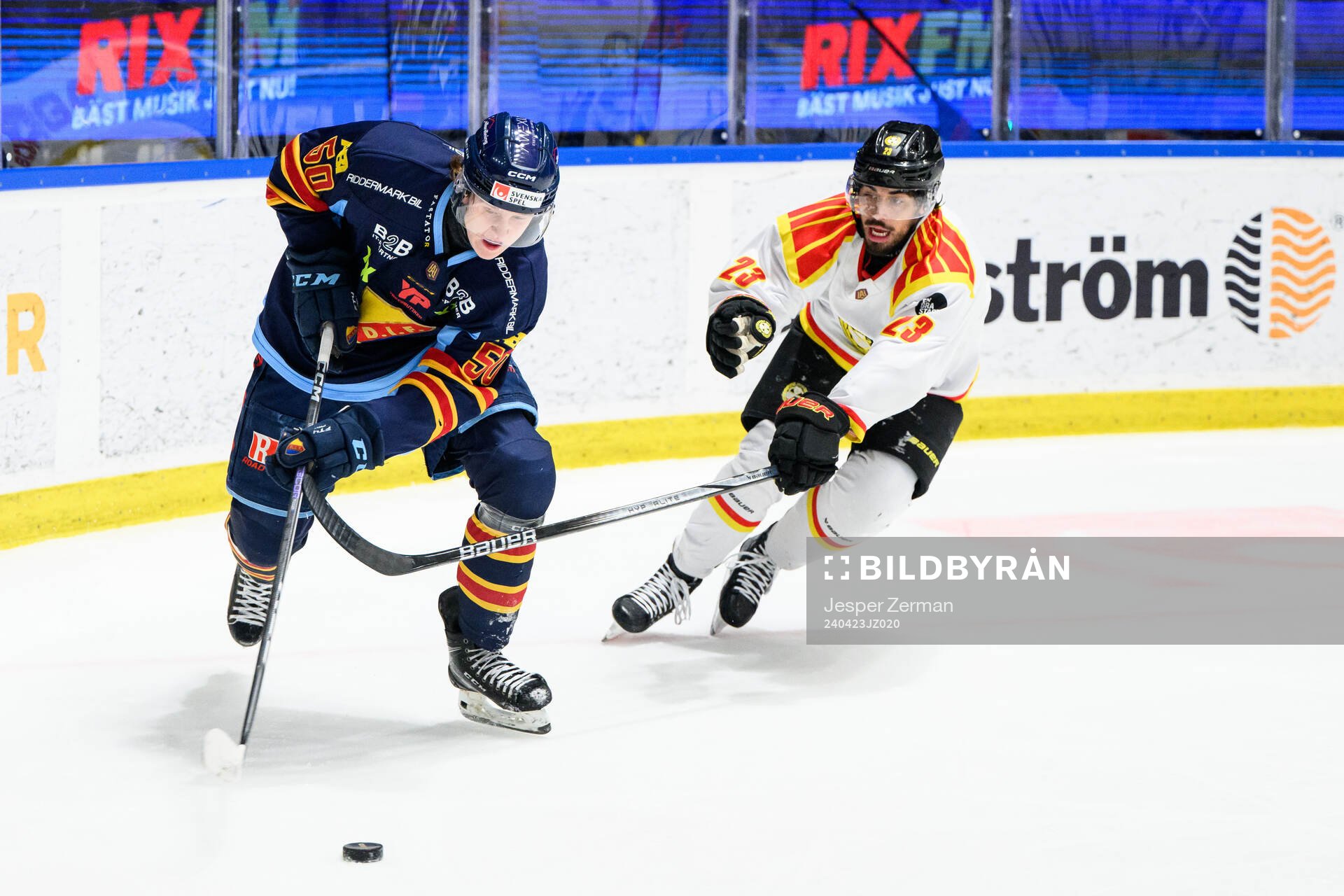 Djurgårdens Melvin Wersäll och Brynäs Tyler Vesel