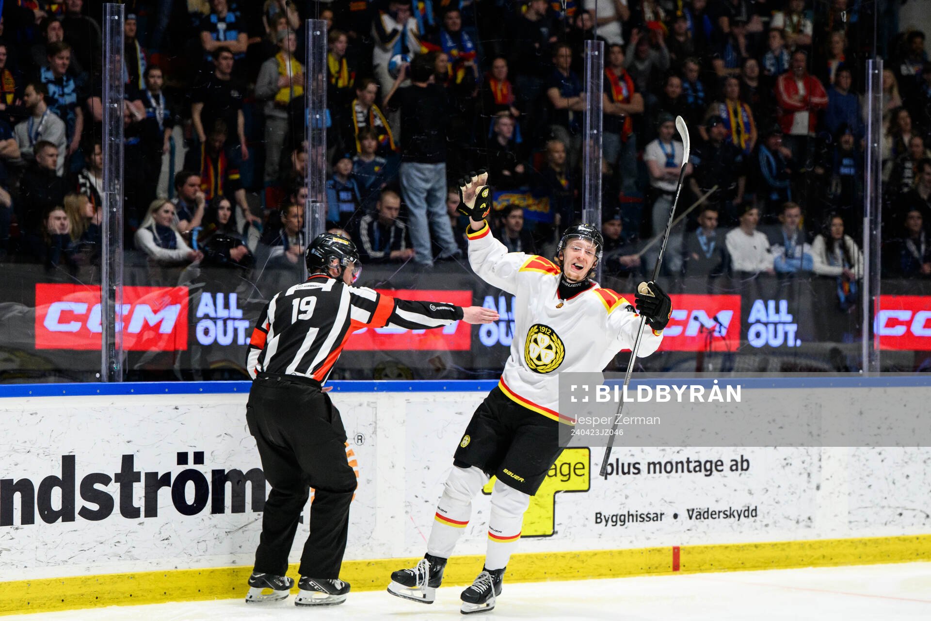 Brynäs Oliver Tärnström jublar