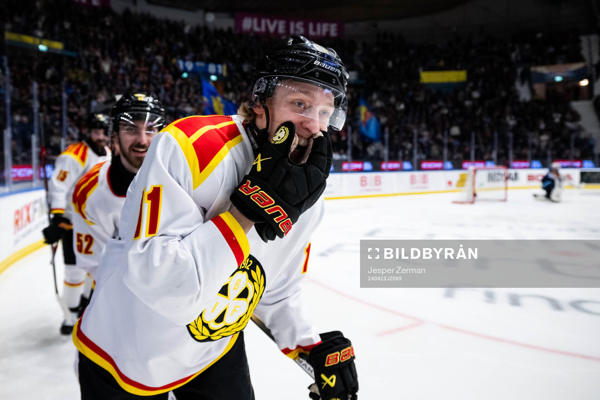 Brynäs Oliver Tärnström jublar