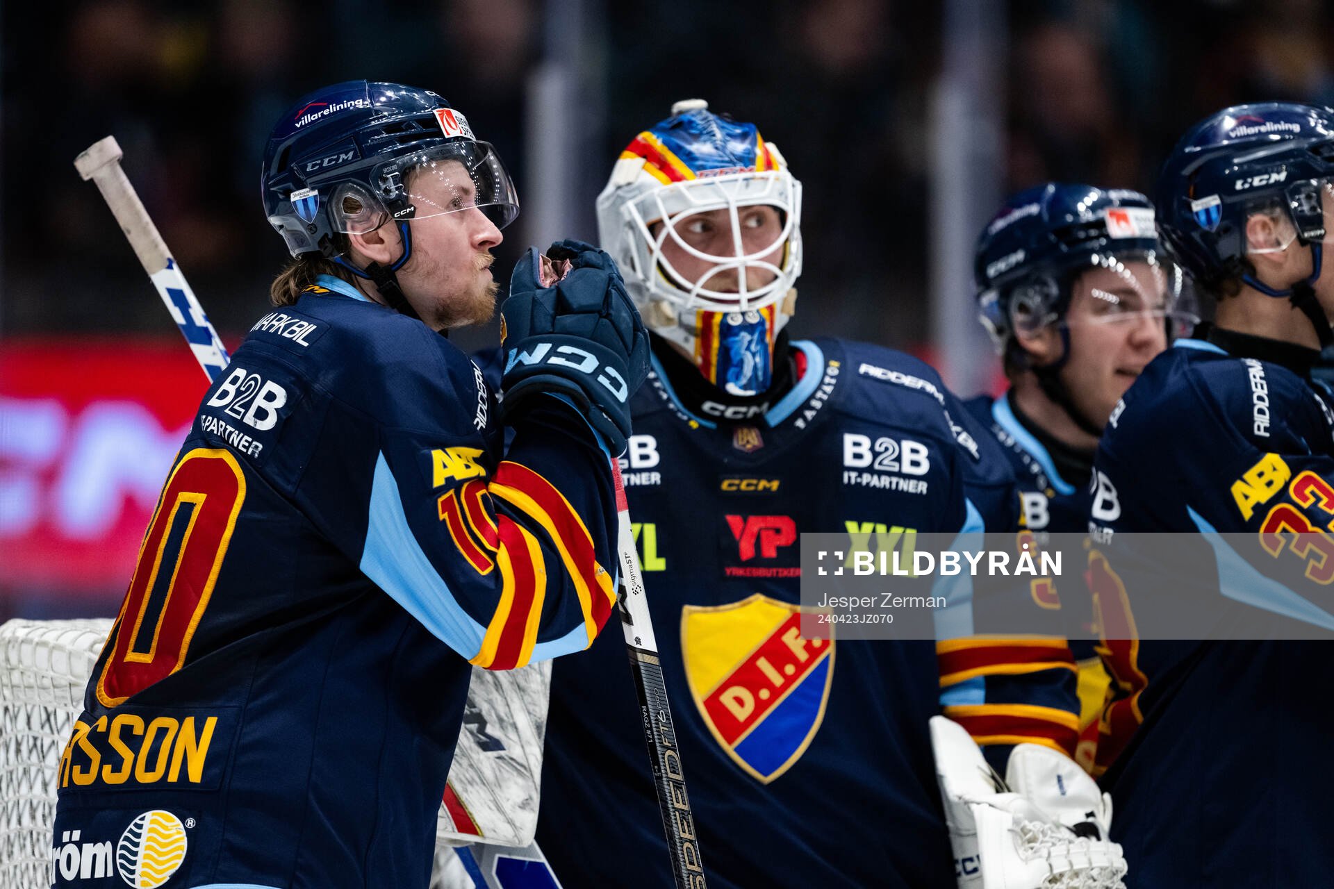 Djurgårdens Jakob Ragnarsson och målvakt Viktor Andrén