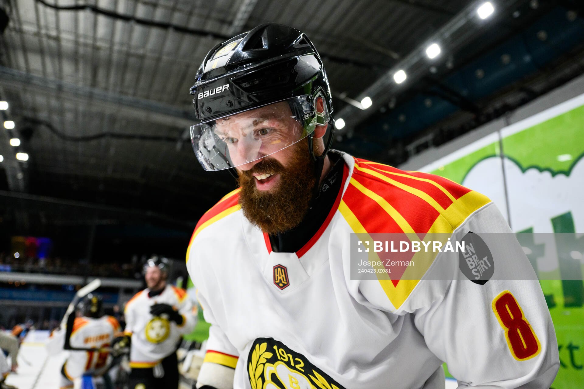 Brynäs Jordie Benn jublar