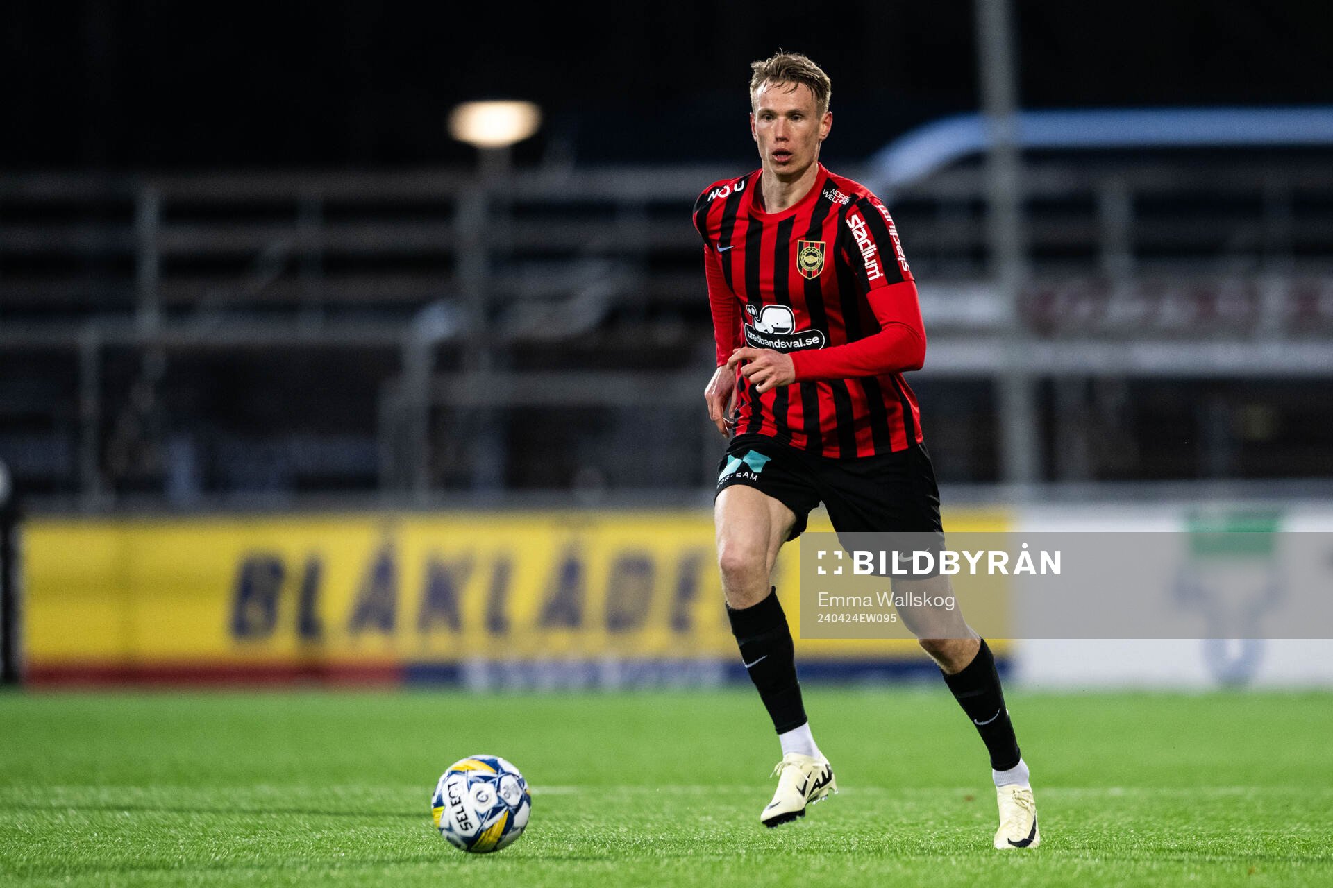 Brommapojkarnas Torbjörn Lysaker Heggem under fotbollsmatchen i Allsvenskan mellan Brommapojkarna och Sirius den 24 april 2024 i Stockholm.