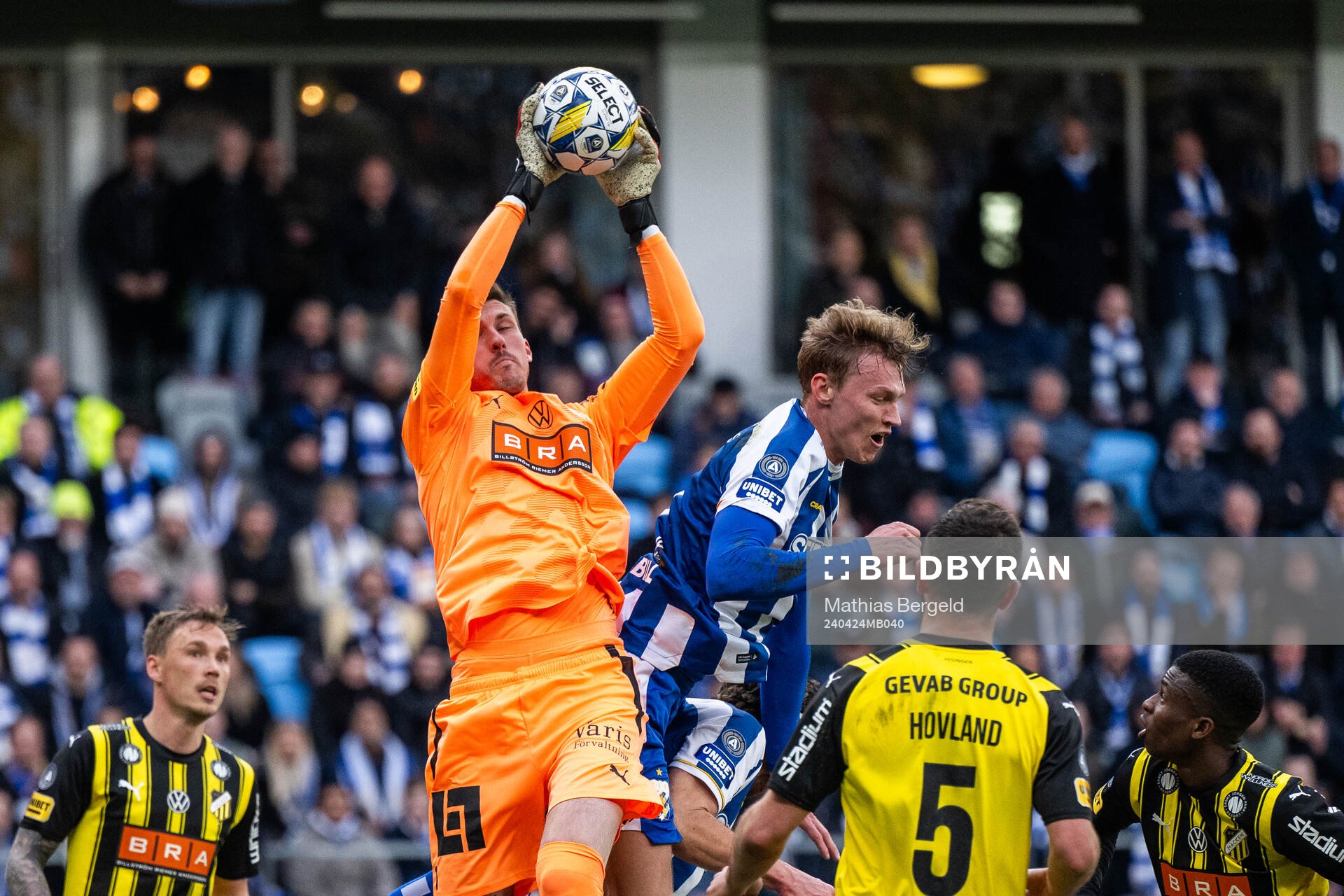 Häckens Andreas Linde och IFK Göteborgs Laurs Skjellerup
