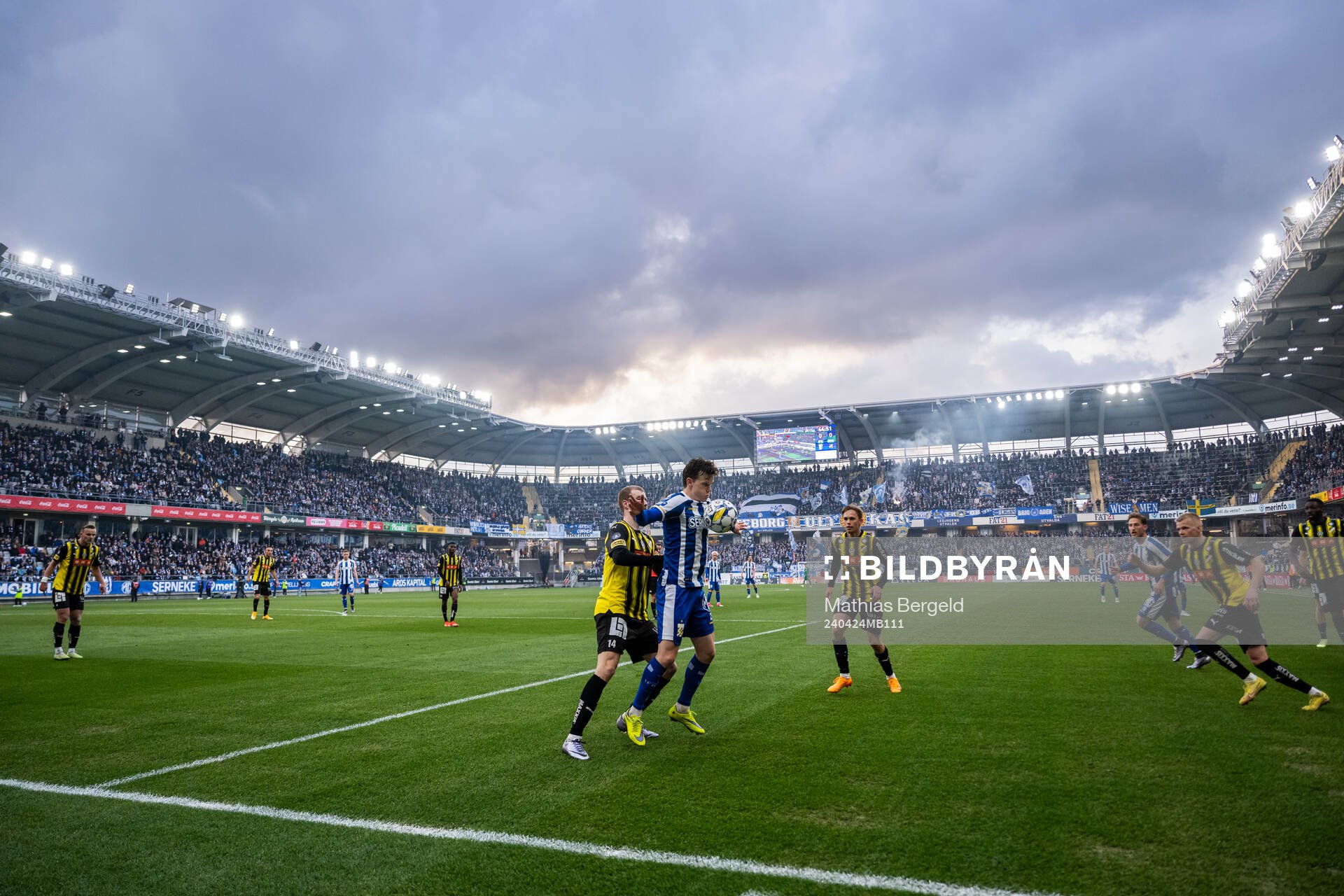 Häckens Simon Gustafson och IFK Göteborgs Kolbeinn