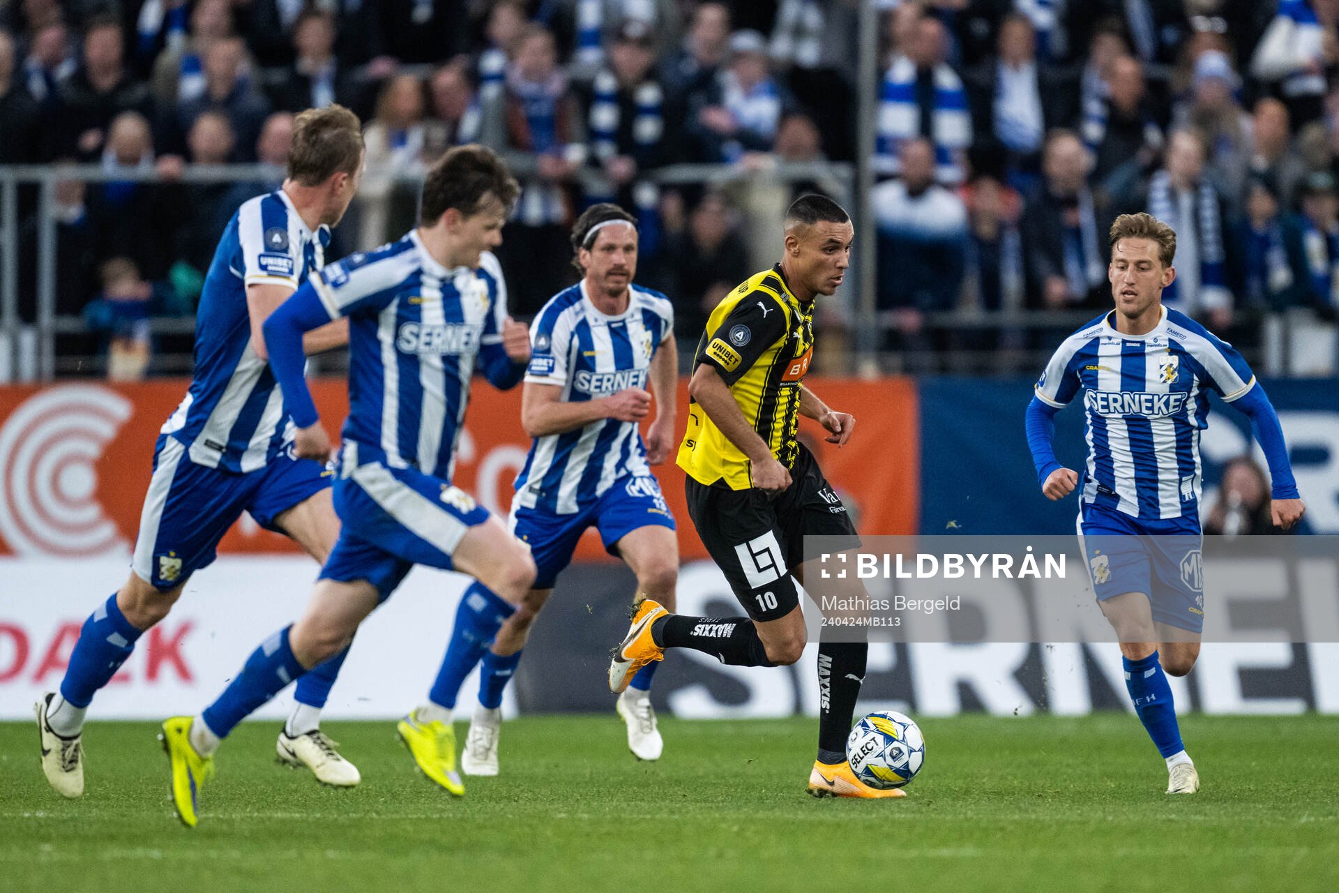 Häckens Ali Youssef och IFK Göteborgs Arbnor Mucolli