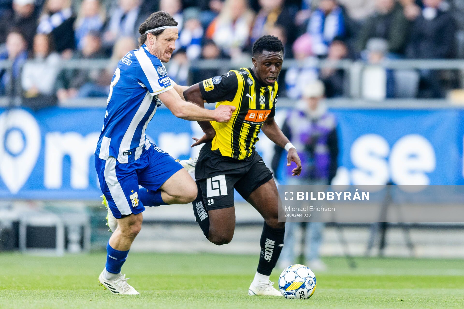 IFK Göteborgs Gustav Svensson och Häckens Zeidane Inoussa
