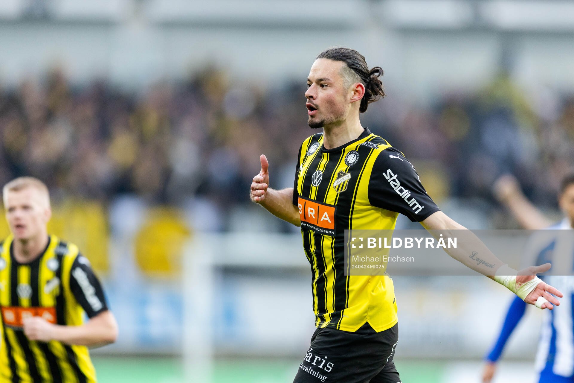 Häckens Amor Layouni jublar