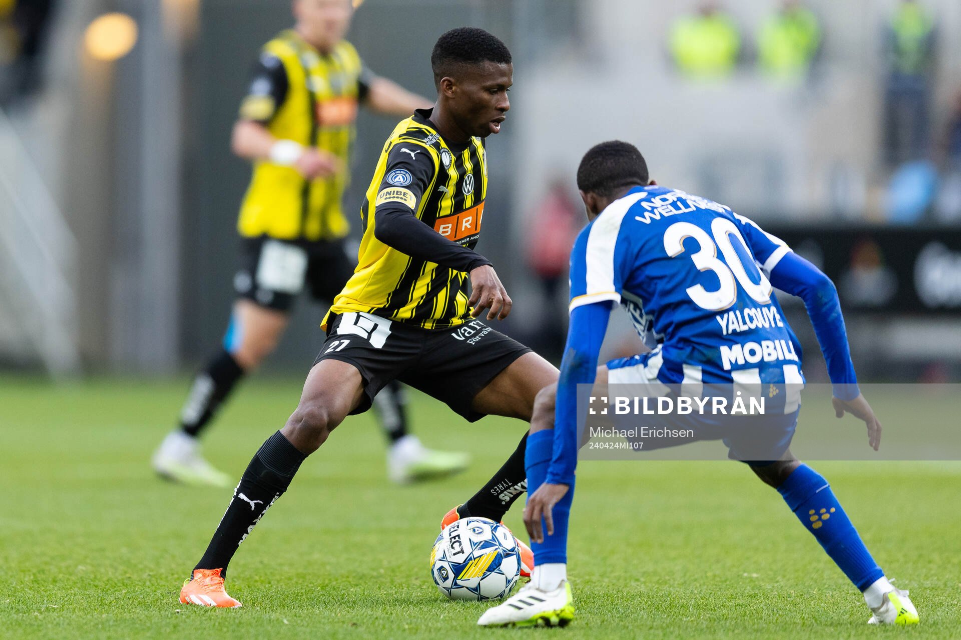 Häckens Akoua Romeo Amane och IFK Göteborgs Malick Junior