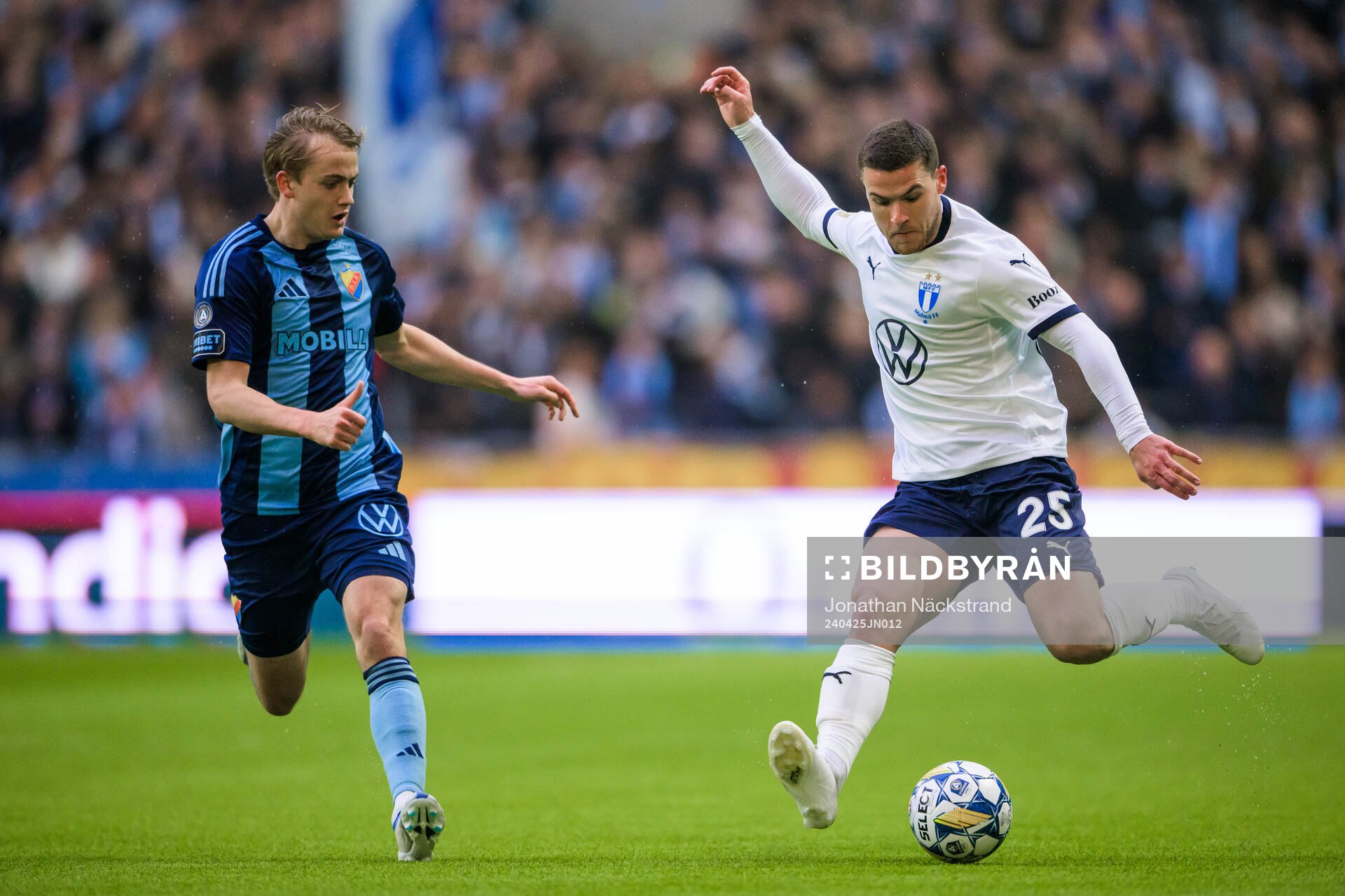 Djurgårdens Oskar Fallenius och Malmö FFs Gabriel