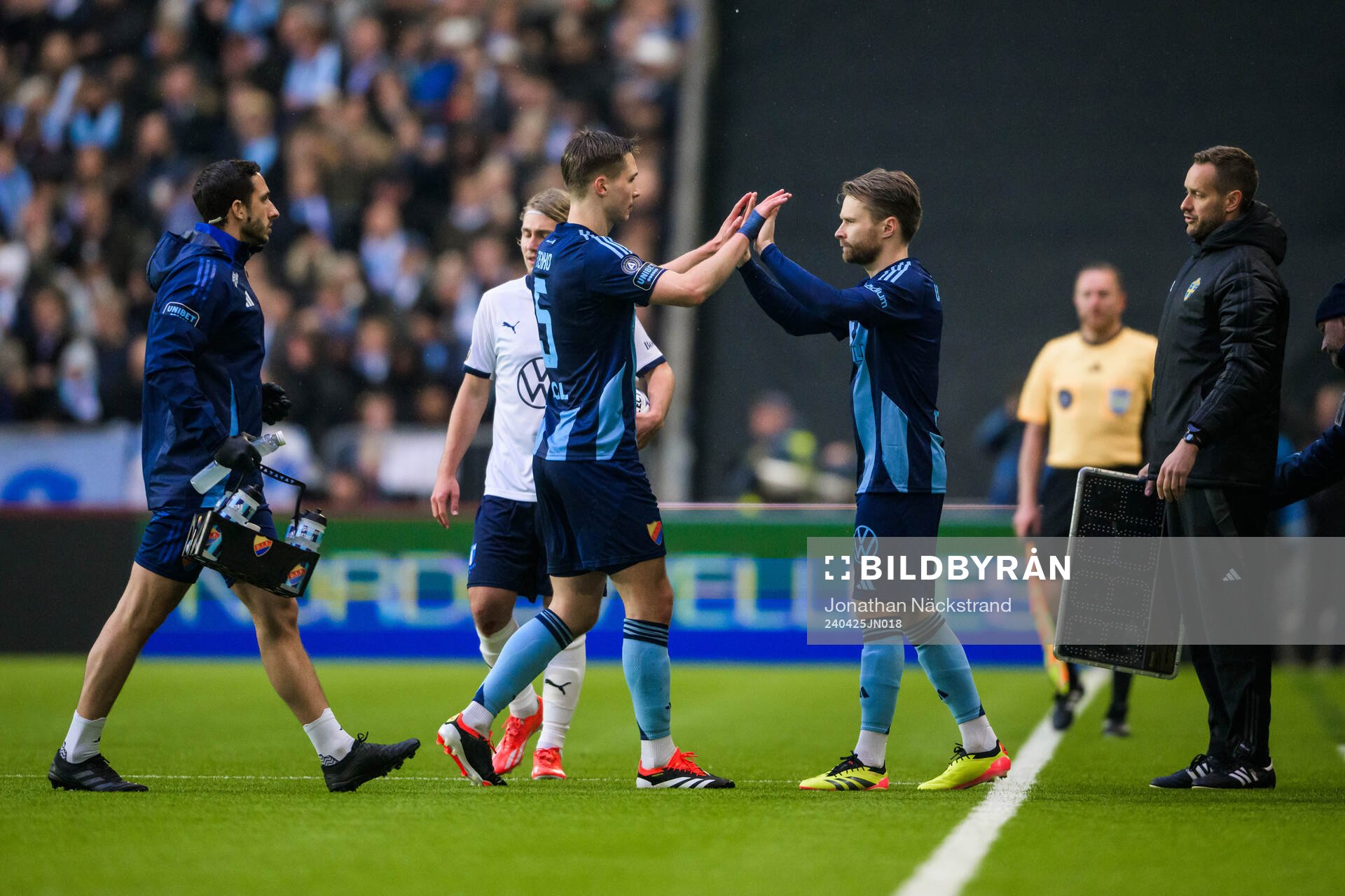 Djurgårdens Miro Tenho byts ut mot Jacob Larsson