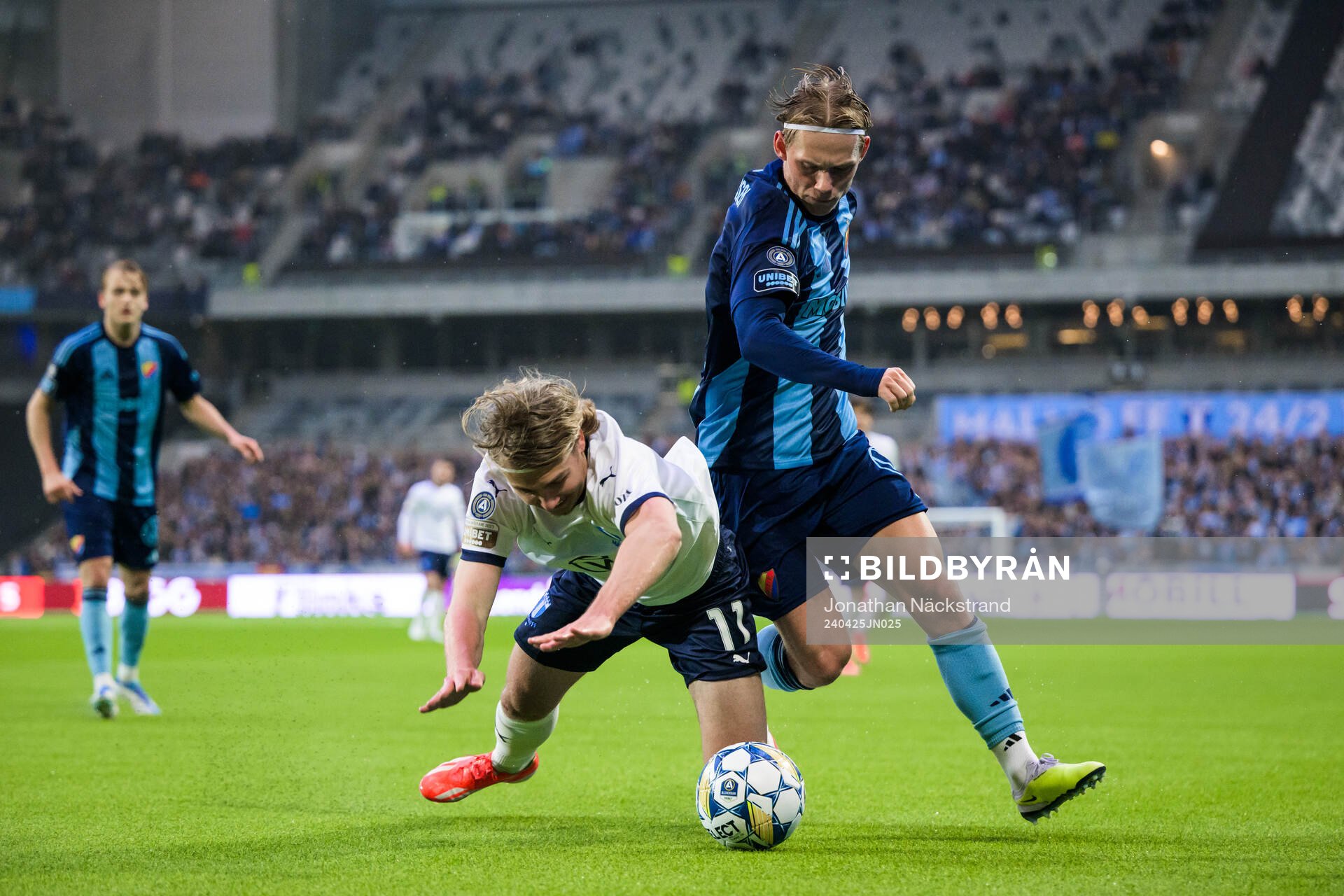 Malmö FFs Sebastian Nanasi och Djurgårdens Tobias