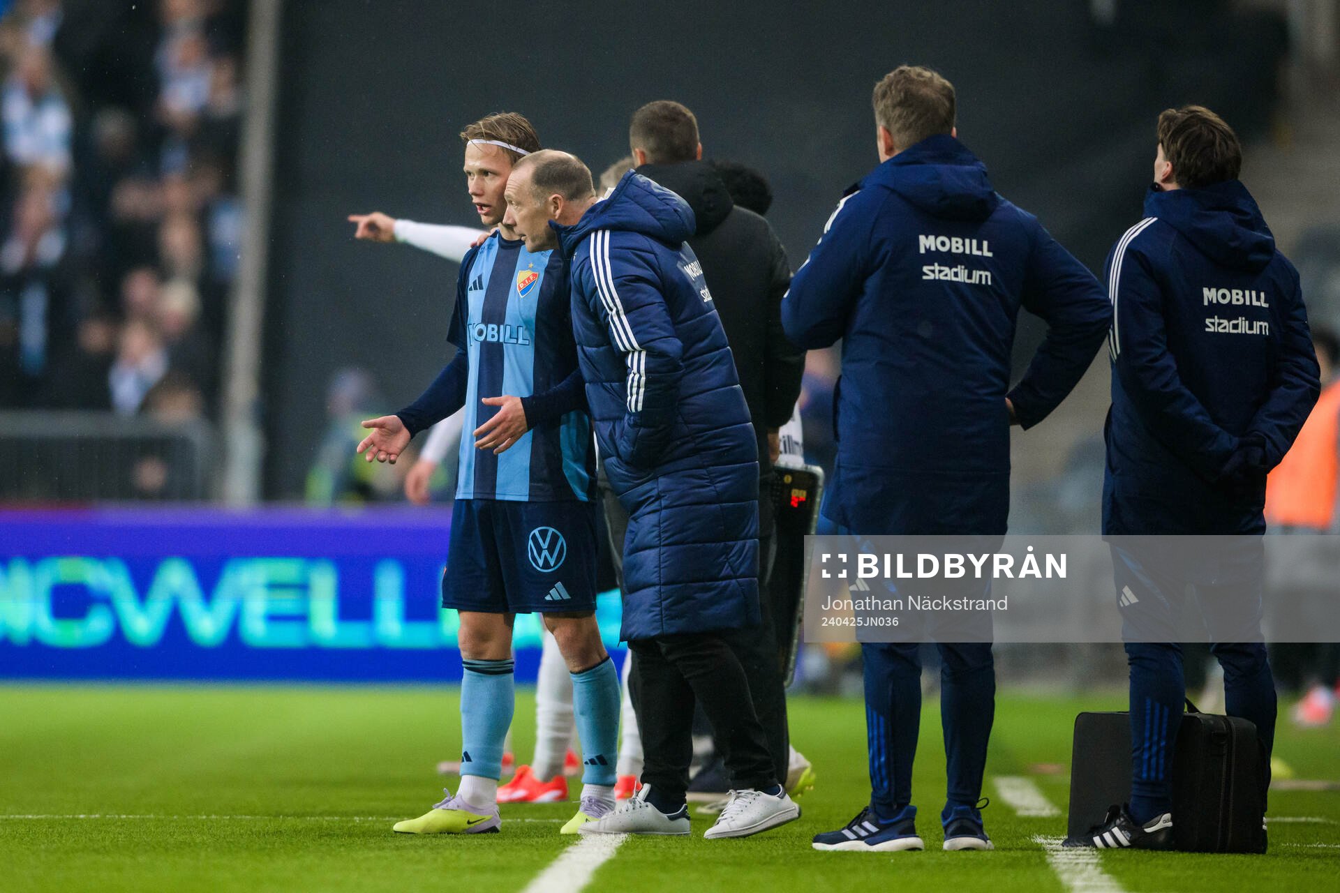 Djurgårdens Oskar Fallenius och tränare Kim Bergstrand