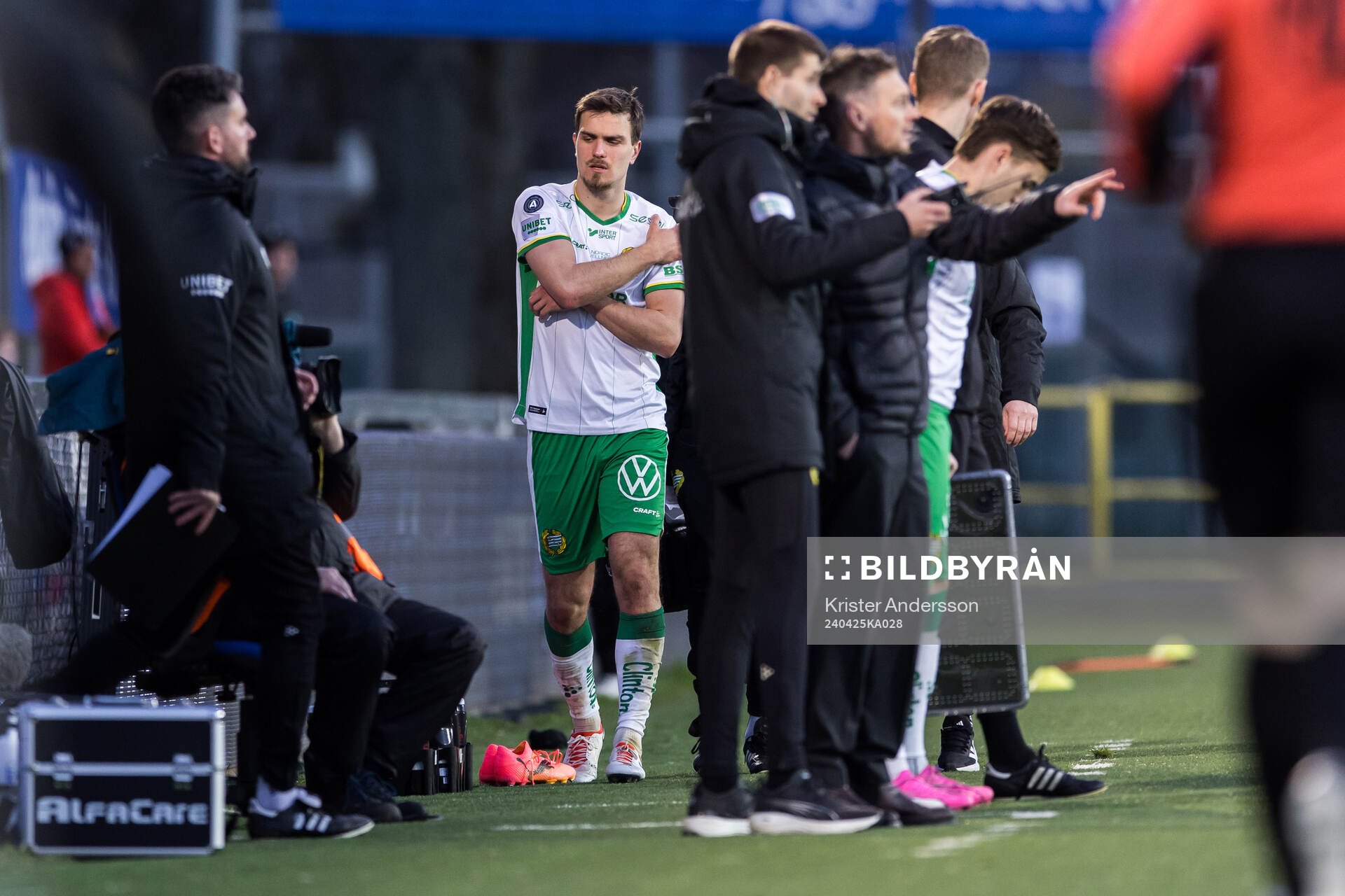 Hammarbys Pavle Vagic lämnar plan