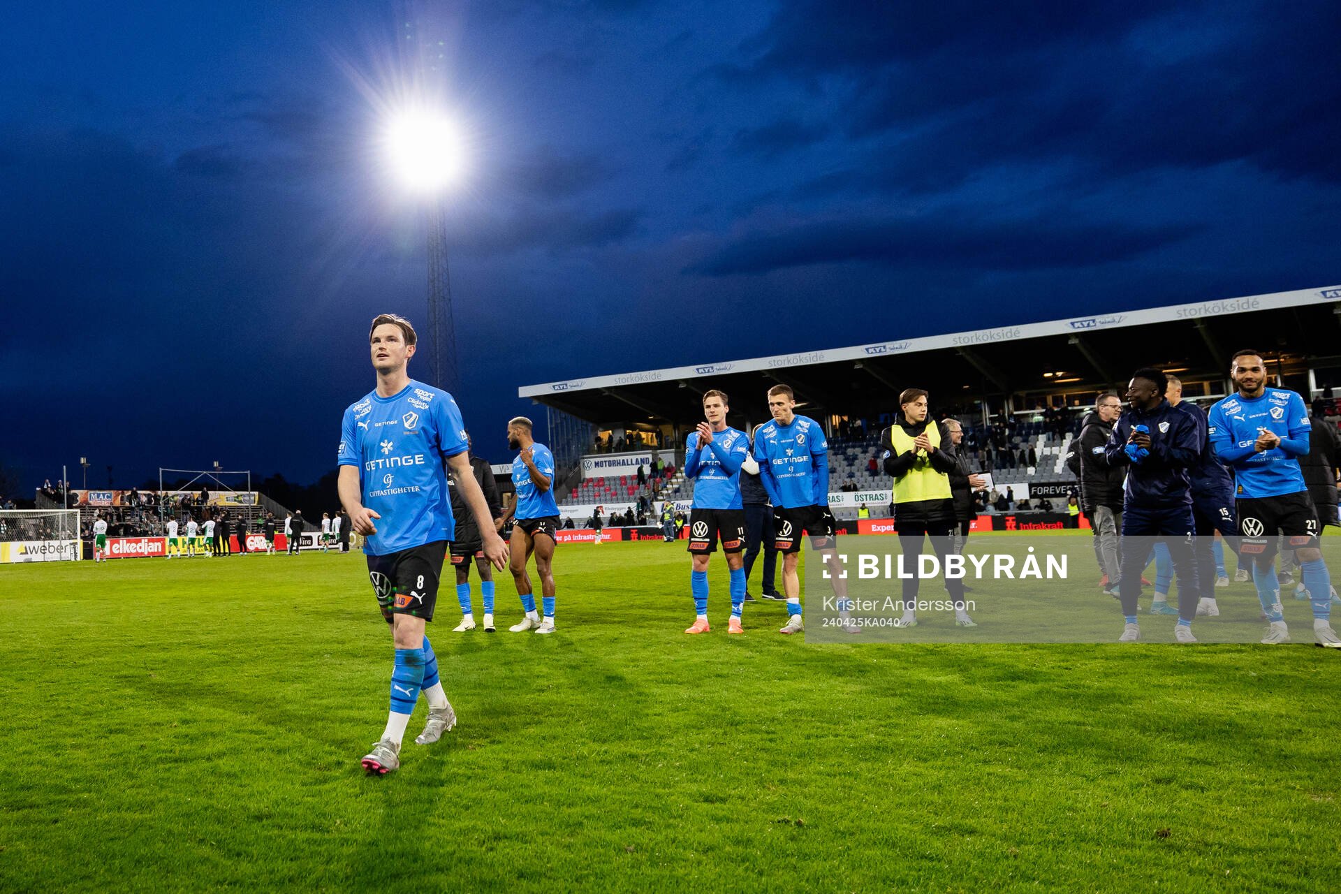 Halmstads spelare jublar
