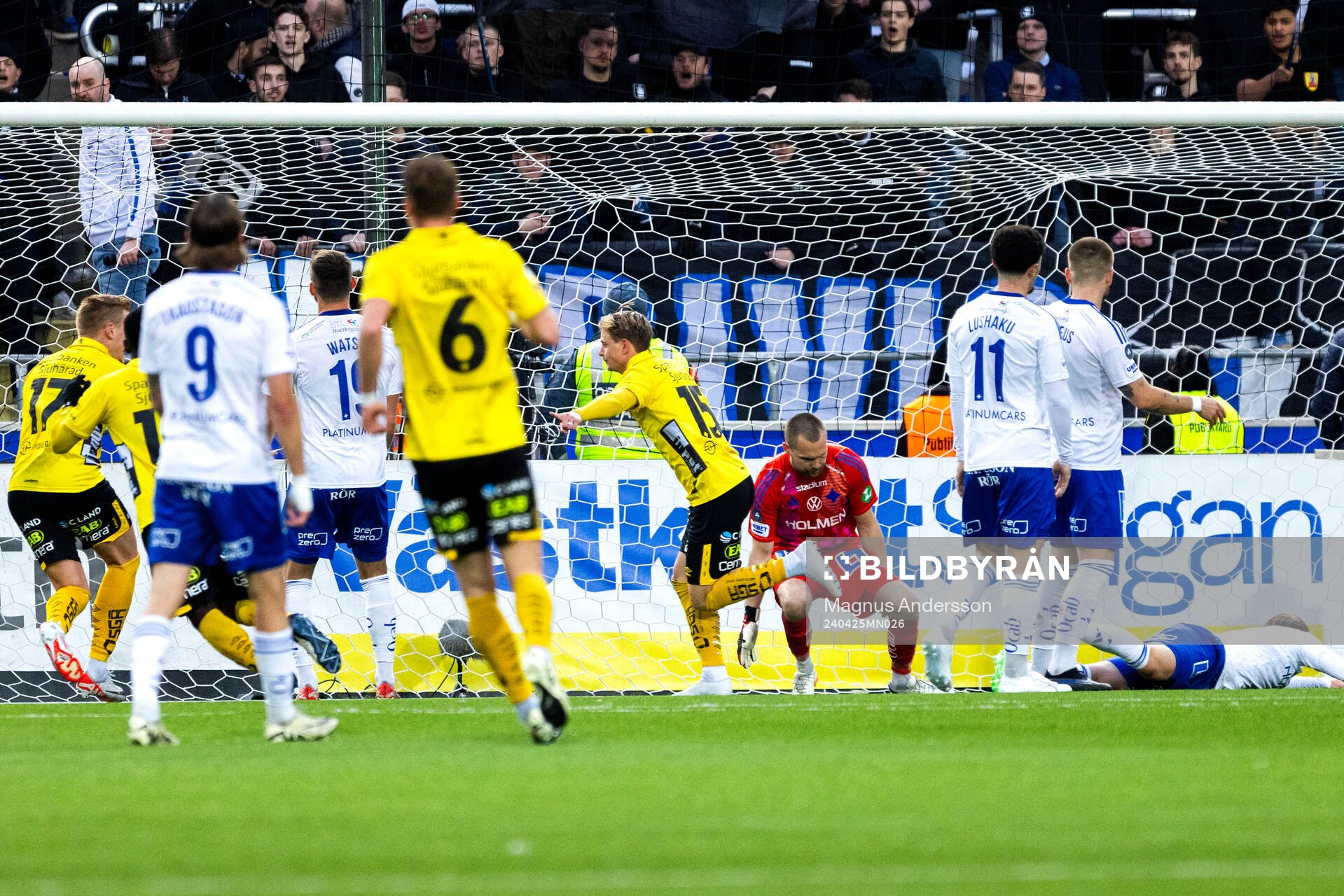 Elfsborgs Simon Hedlund jublar