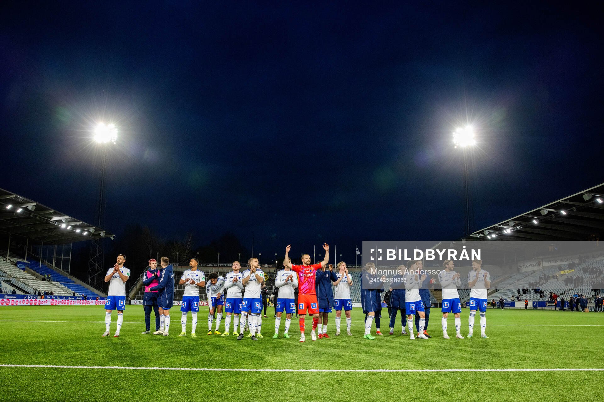 IFK Norrköpings spelare jublar