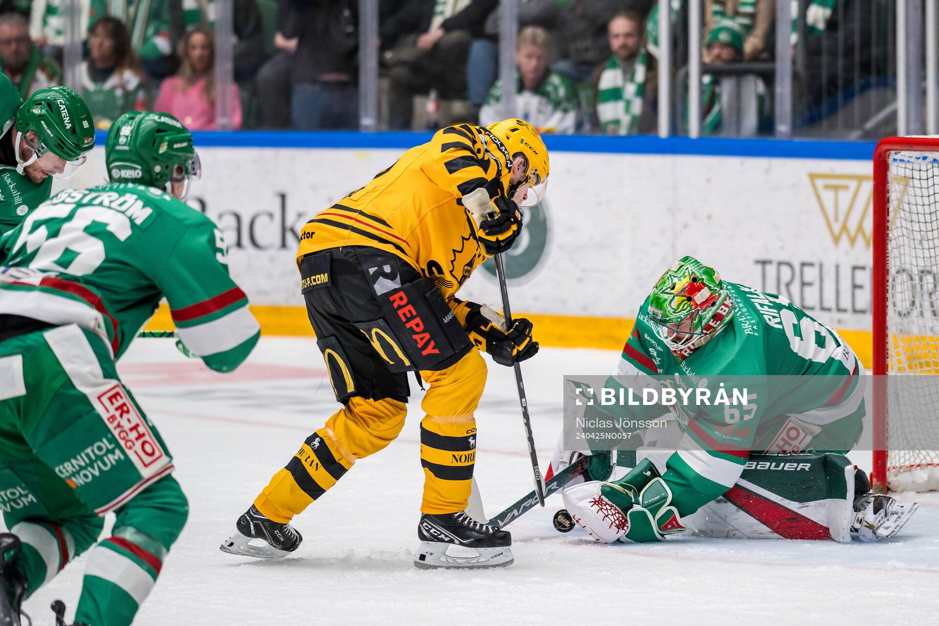 Skellefteås Linus Lindström och Rögles Christoffer Rifalk