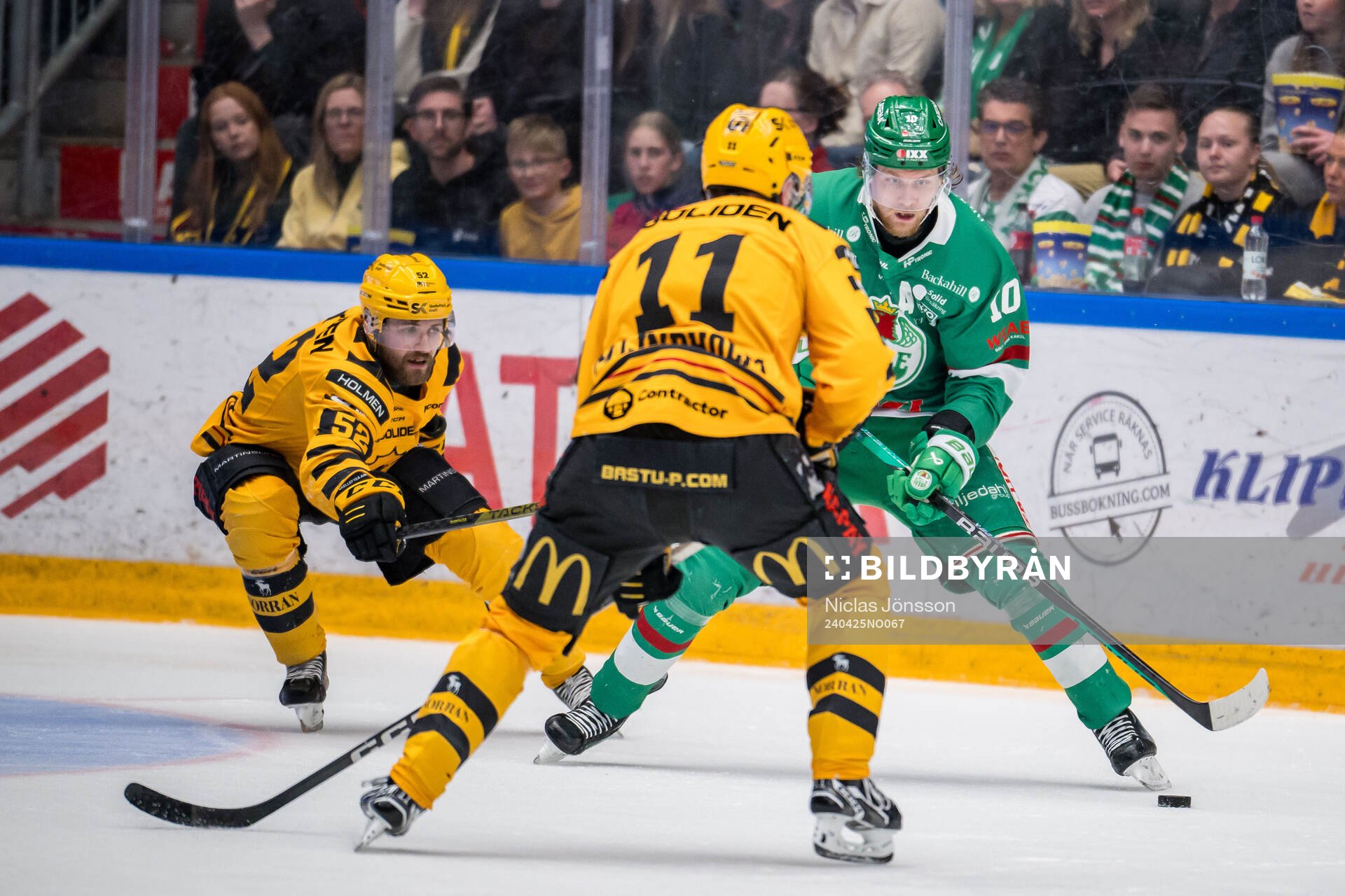 Skellefteås Arvid Lundberg och Rögles Rodrigo Abols