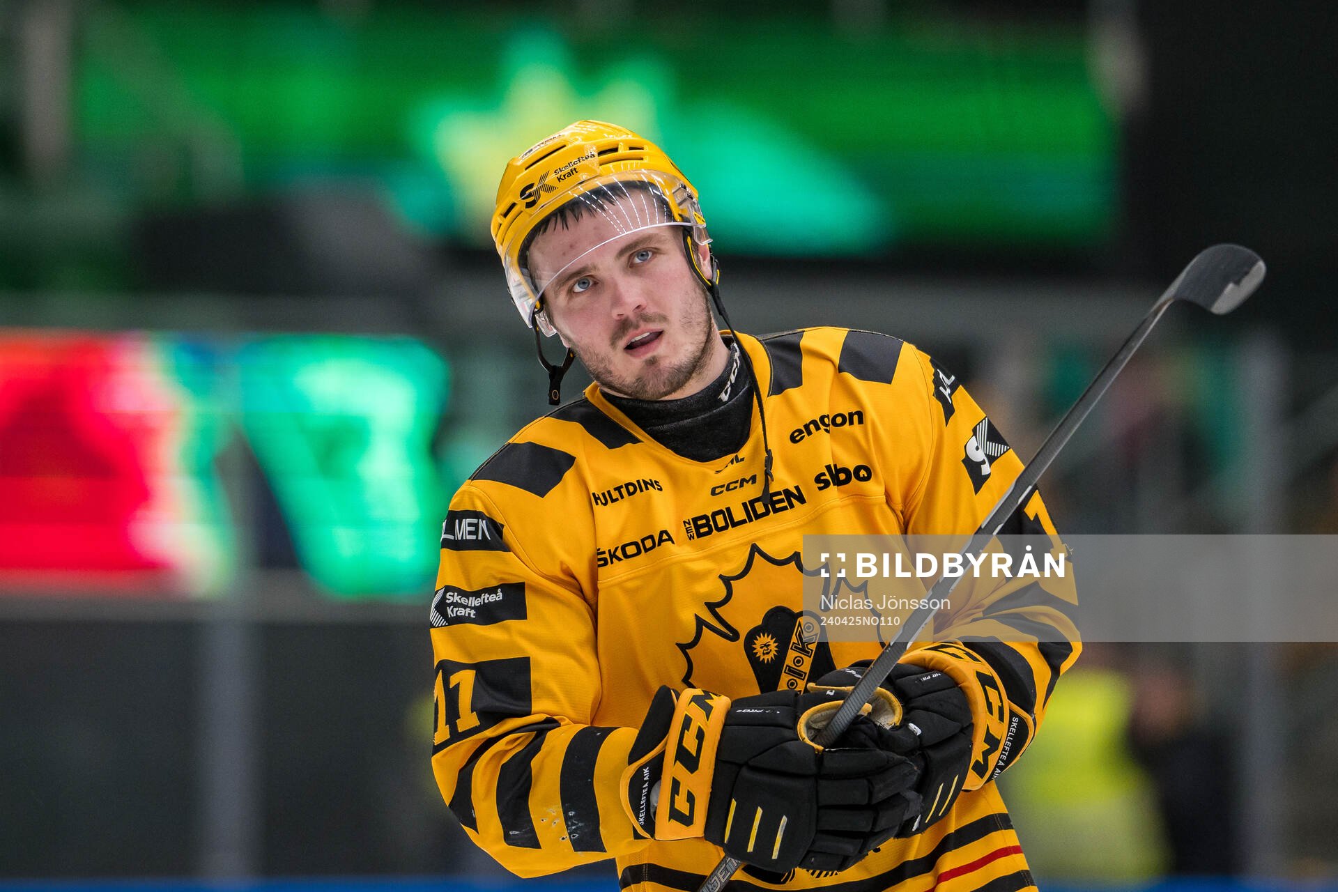Skellefteås Max Lindholm jublar