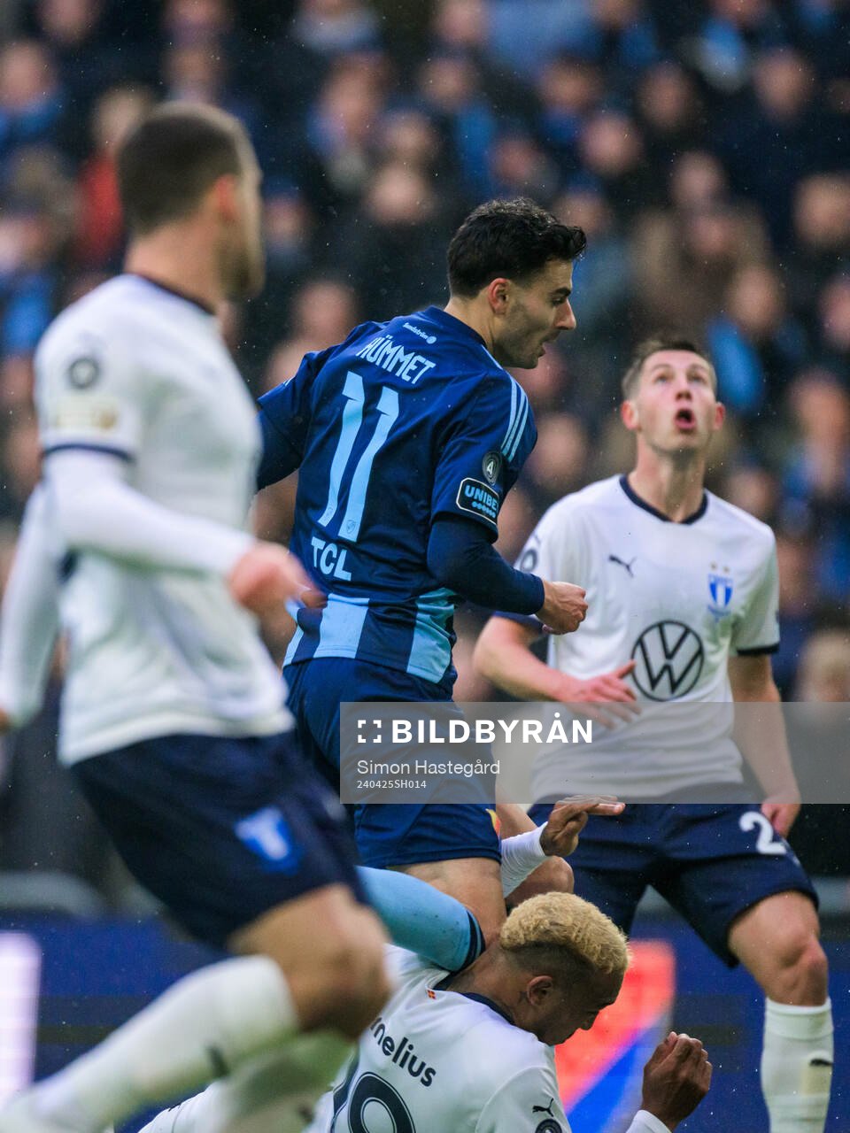 Djurgårdens Deniz Hummet och Malmö FFs Derek Cornelius