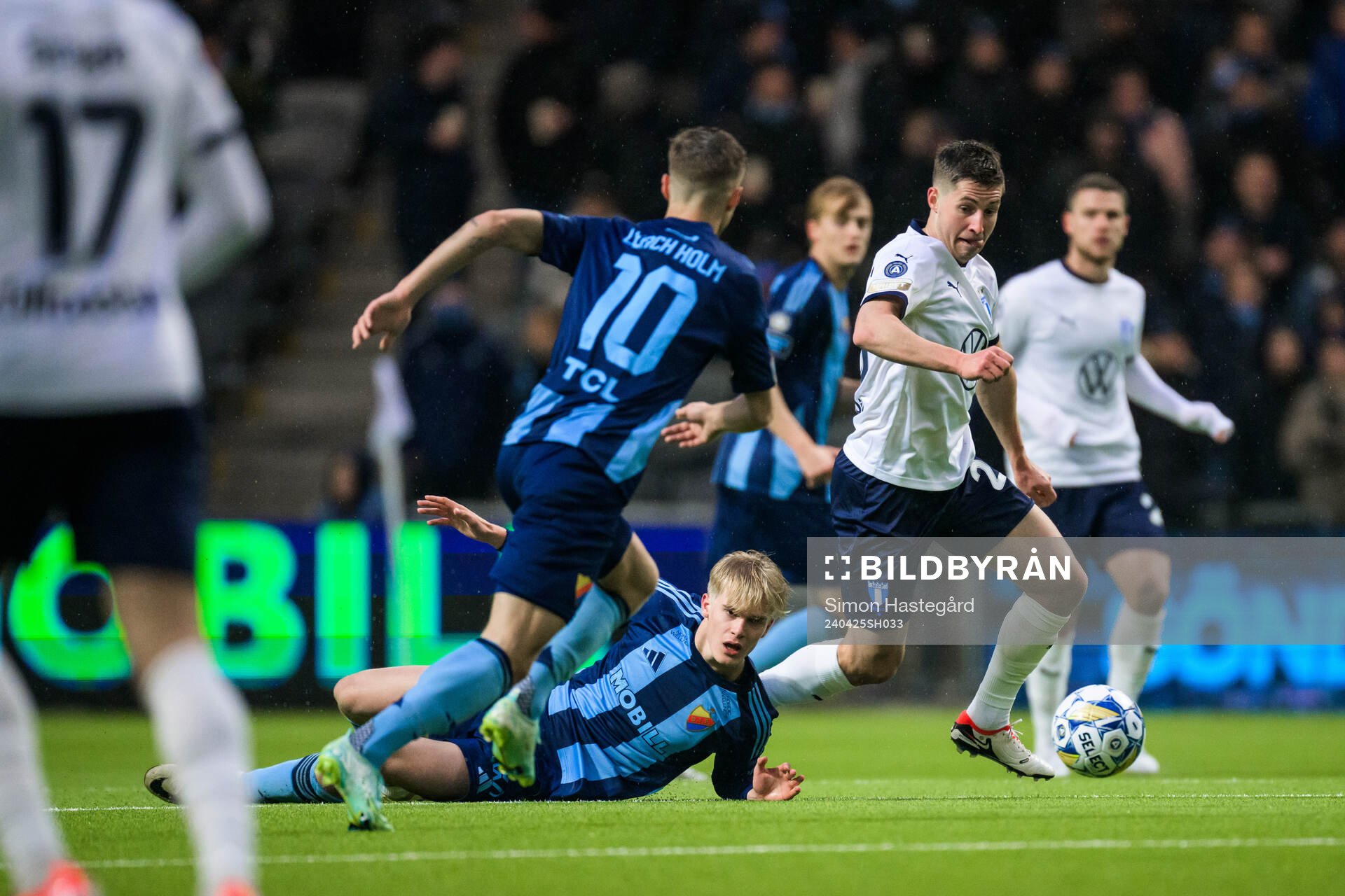 Djurgårdens Lucas Bergvall och Malmö FFs Lasse Berg