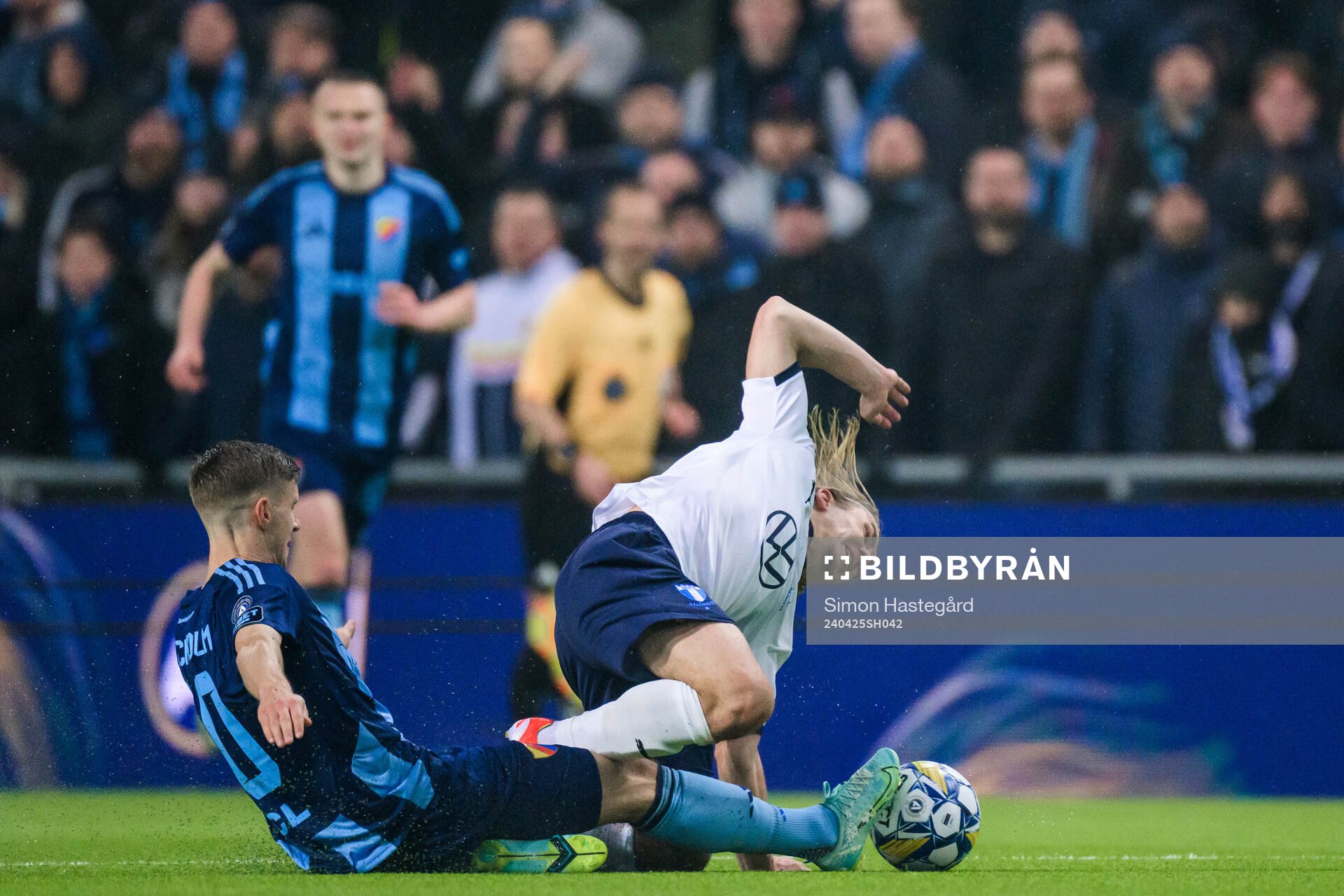 Djurgårdens Samuel Leach Holm och Malmö FFs Sebastian