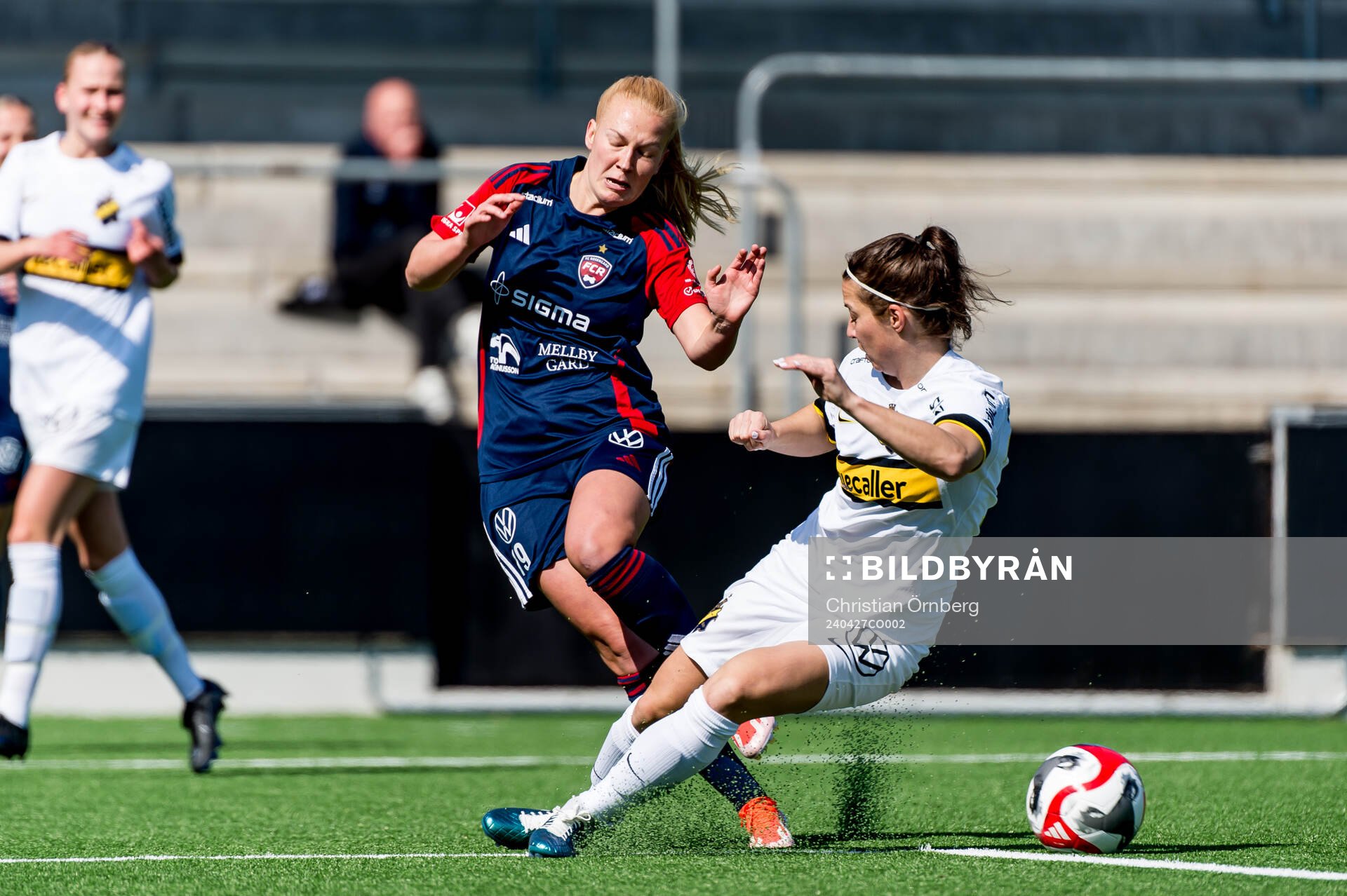 FC Rosengårds Sofie Bruun Bredgaard och AIKs Patricia