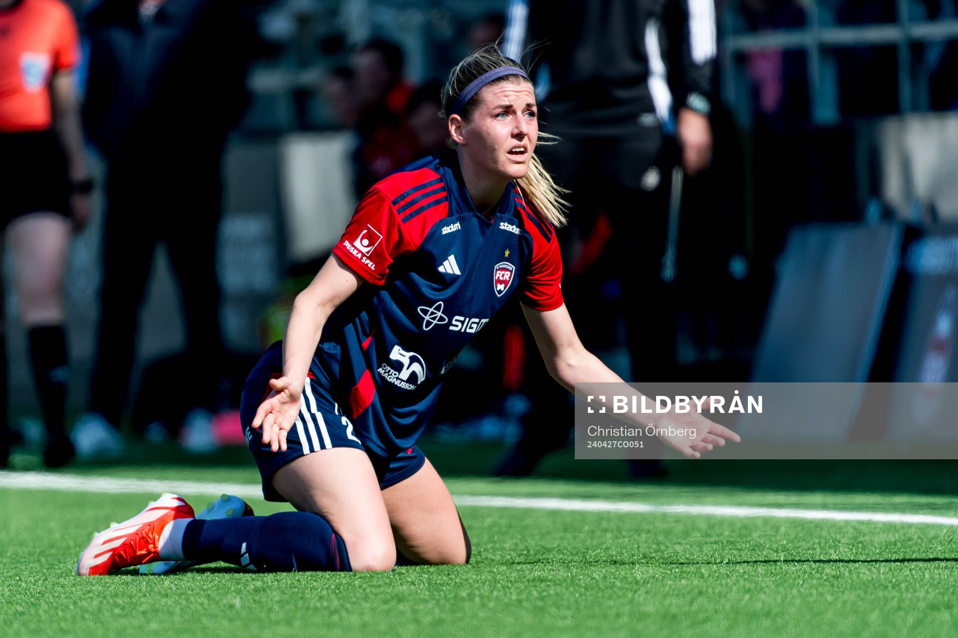 FC Rosengårds Olivia Schough deppar