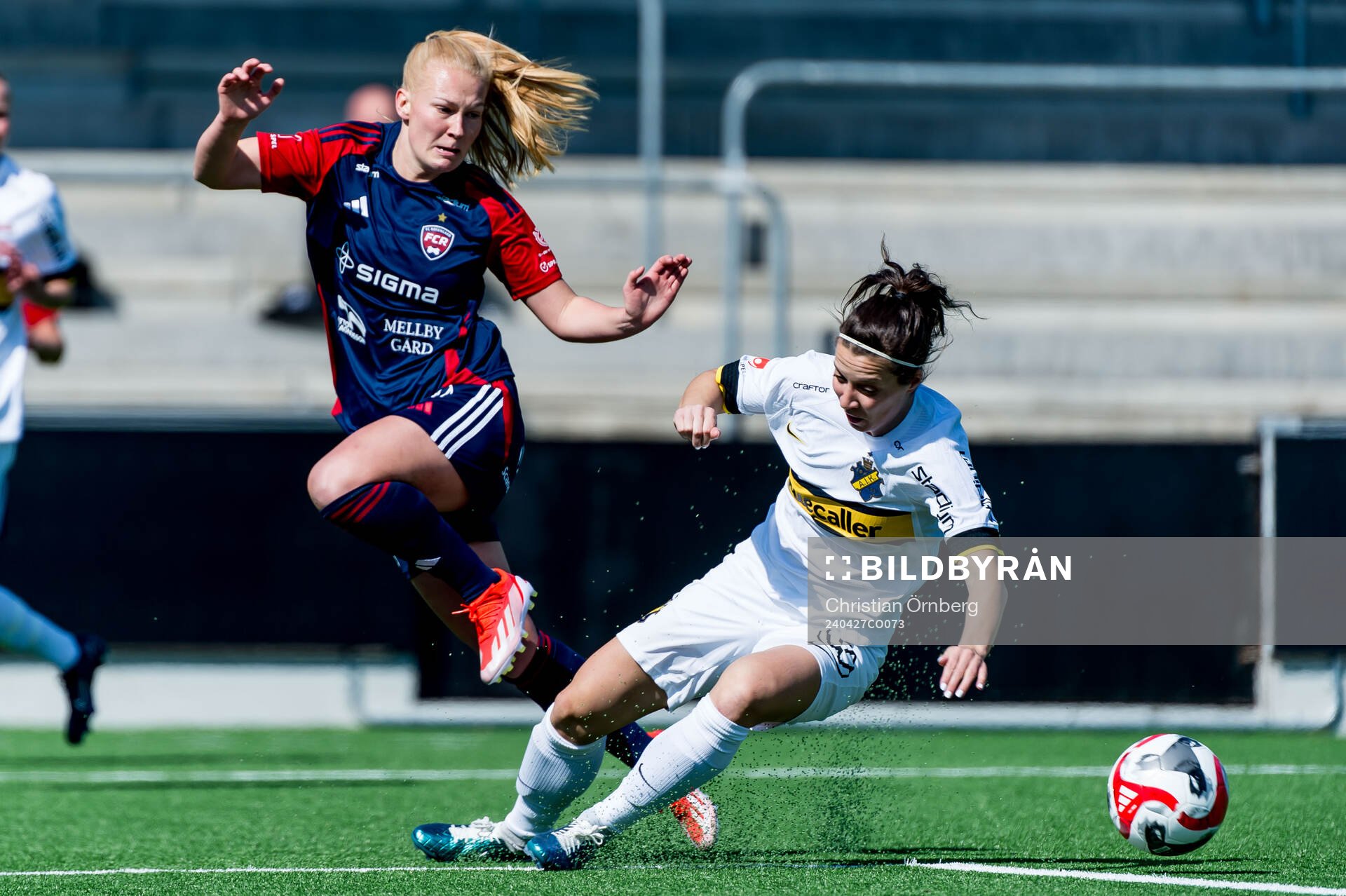 FC Rosengårds Sofie Bruun Bredgaard och AIKs Patricia