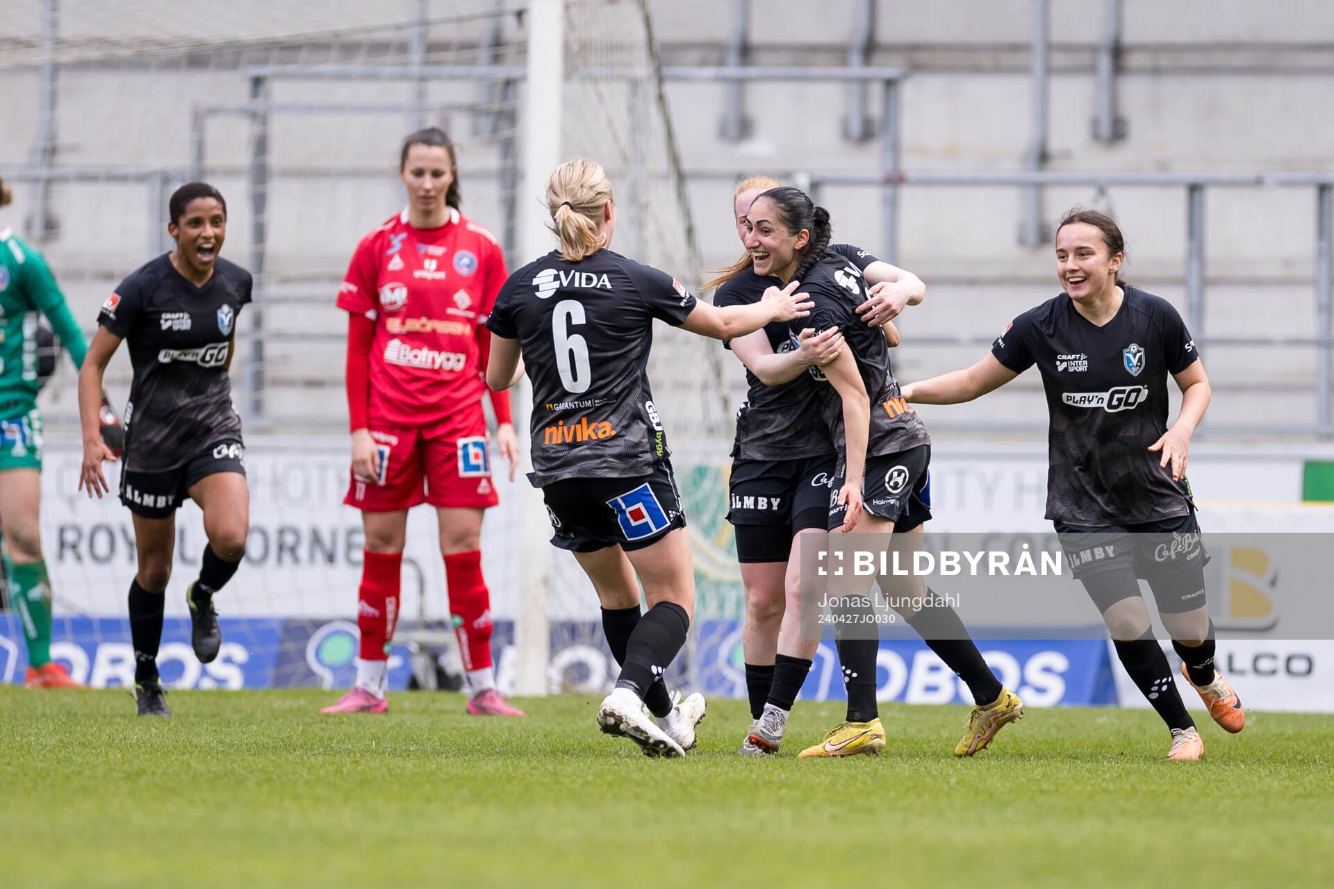 Växjö DFFs Nesrin Akgun jublar