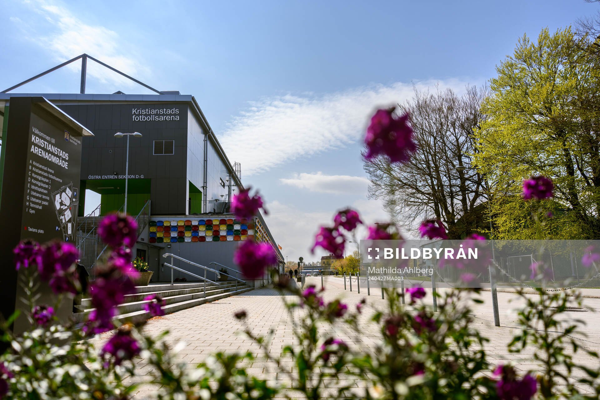 Exteriör av Kristianstad fotbollsarena inför fotbollsmatchen i Damallsvenskan mellan Kristianstad och Hammarby den 27 april 2024 i Kristianstad.
