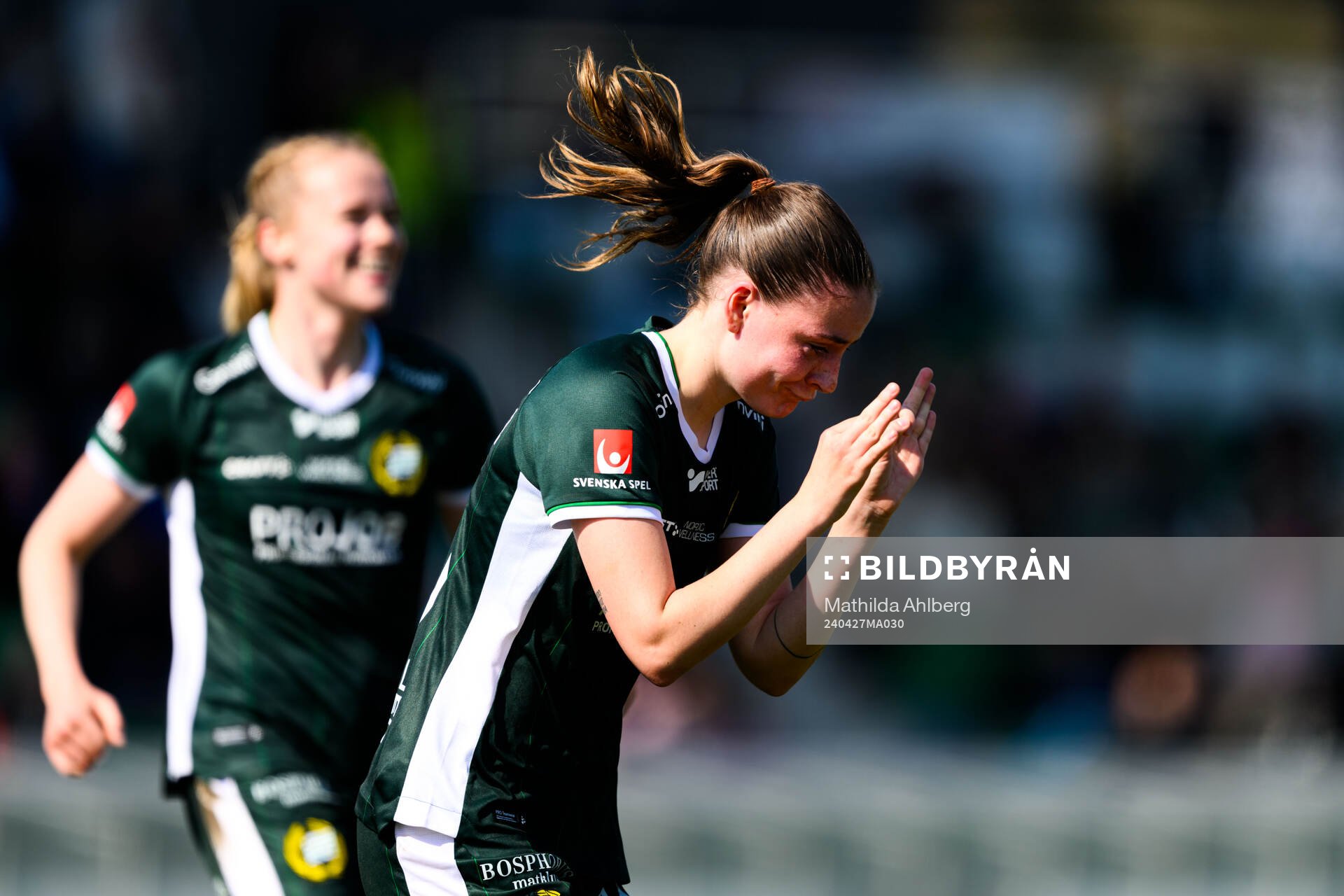 Och Hammarbys Smilla Vallotto jublar