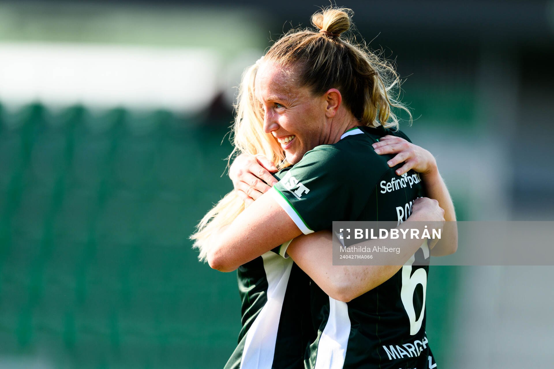 Hammarbys Julia Roddar jublar