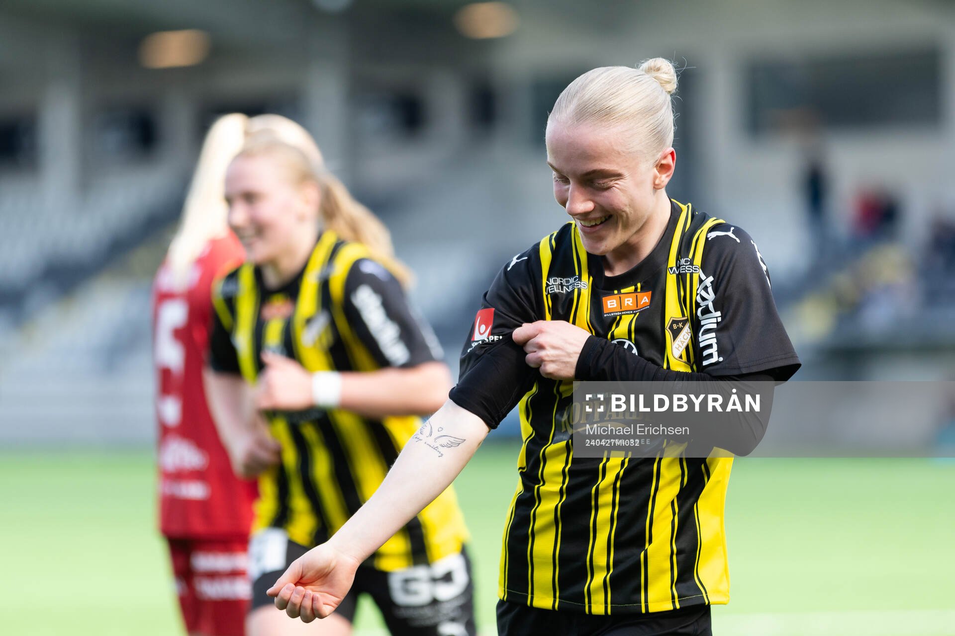 Häckens Anna Sandberg jublar