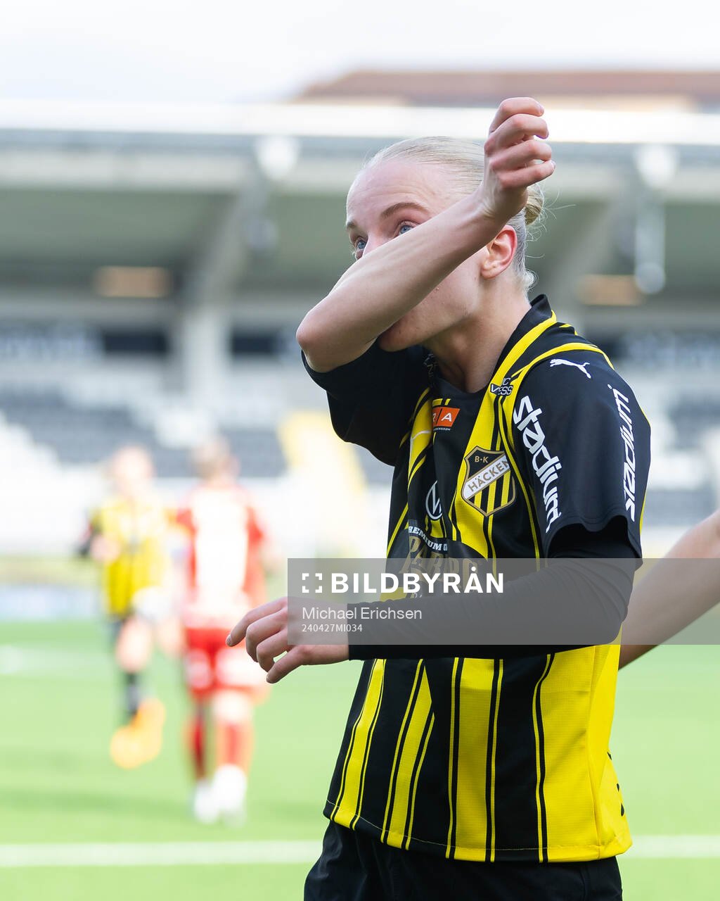 Häckens Anna Sandberg jublar