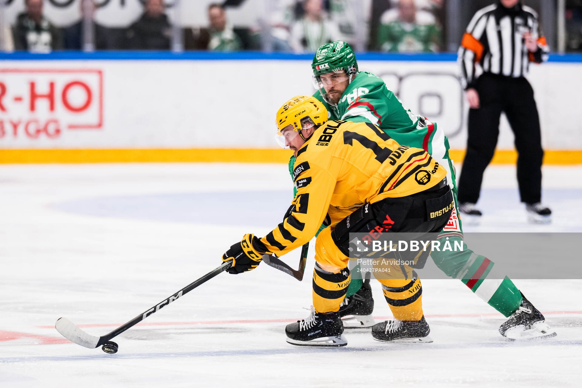 Skellefteås Andreas Johnson och Rögles Brandon Davidson