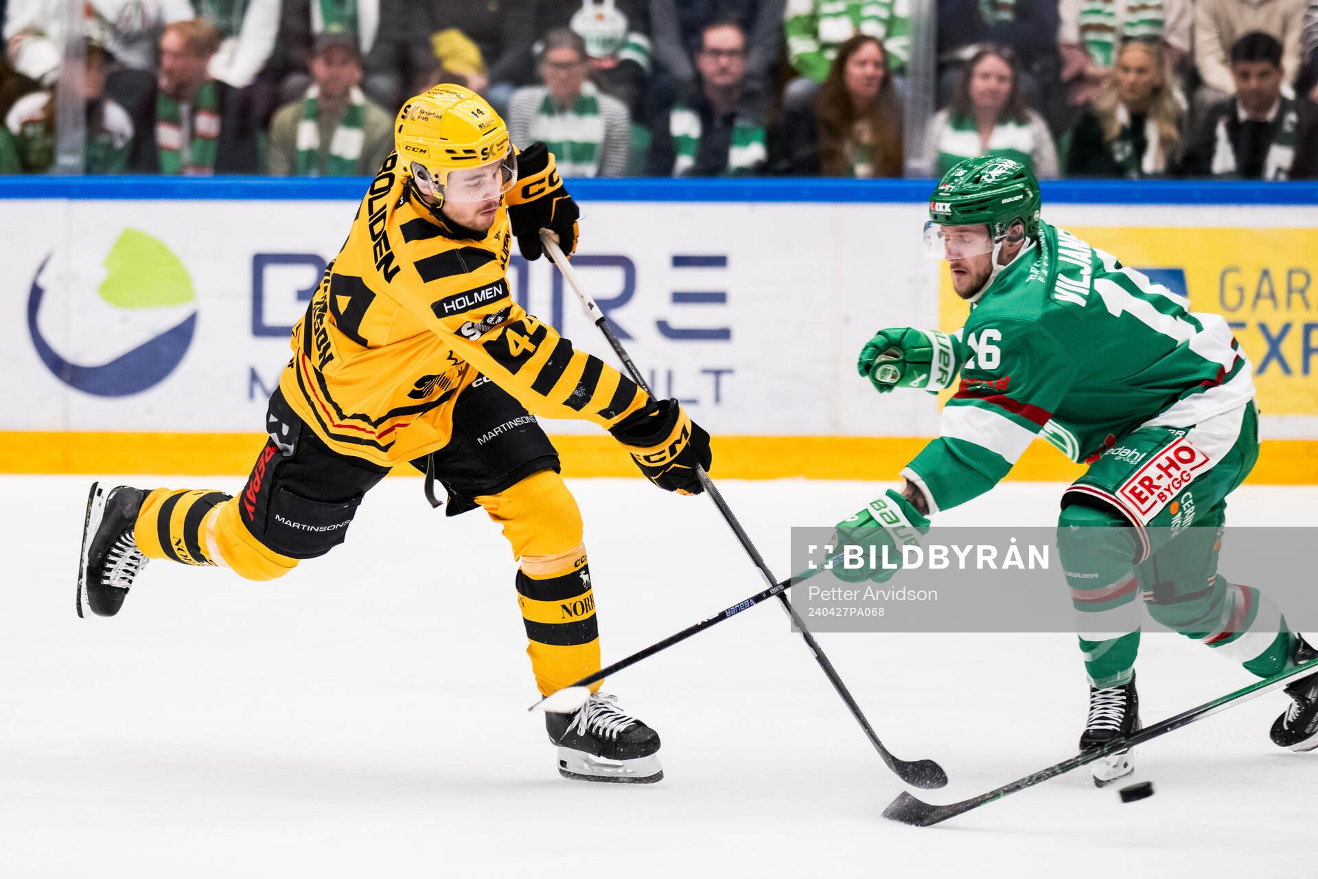 Skellefteås Elias Salomonsson och Rögles Valtteri Viljanen