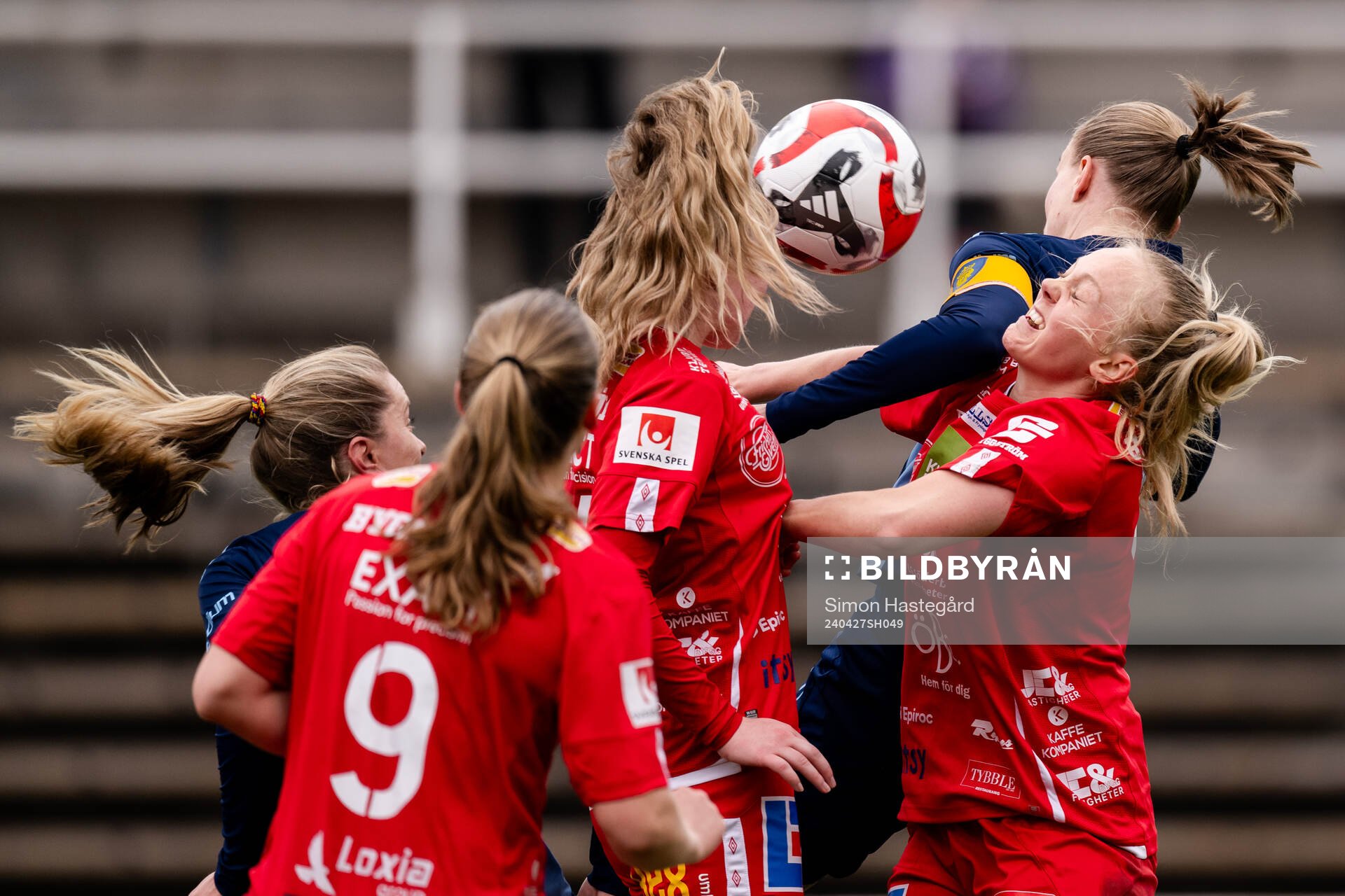 KIF Örebros Molly Johansson under fotbollsmatchen i Damallsvenskan mellan Djurgården och KIF Örebro den 27 april 2024 i Stockholm.