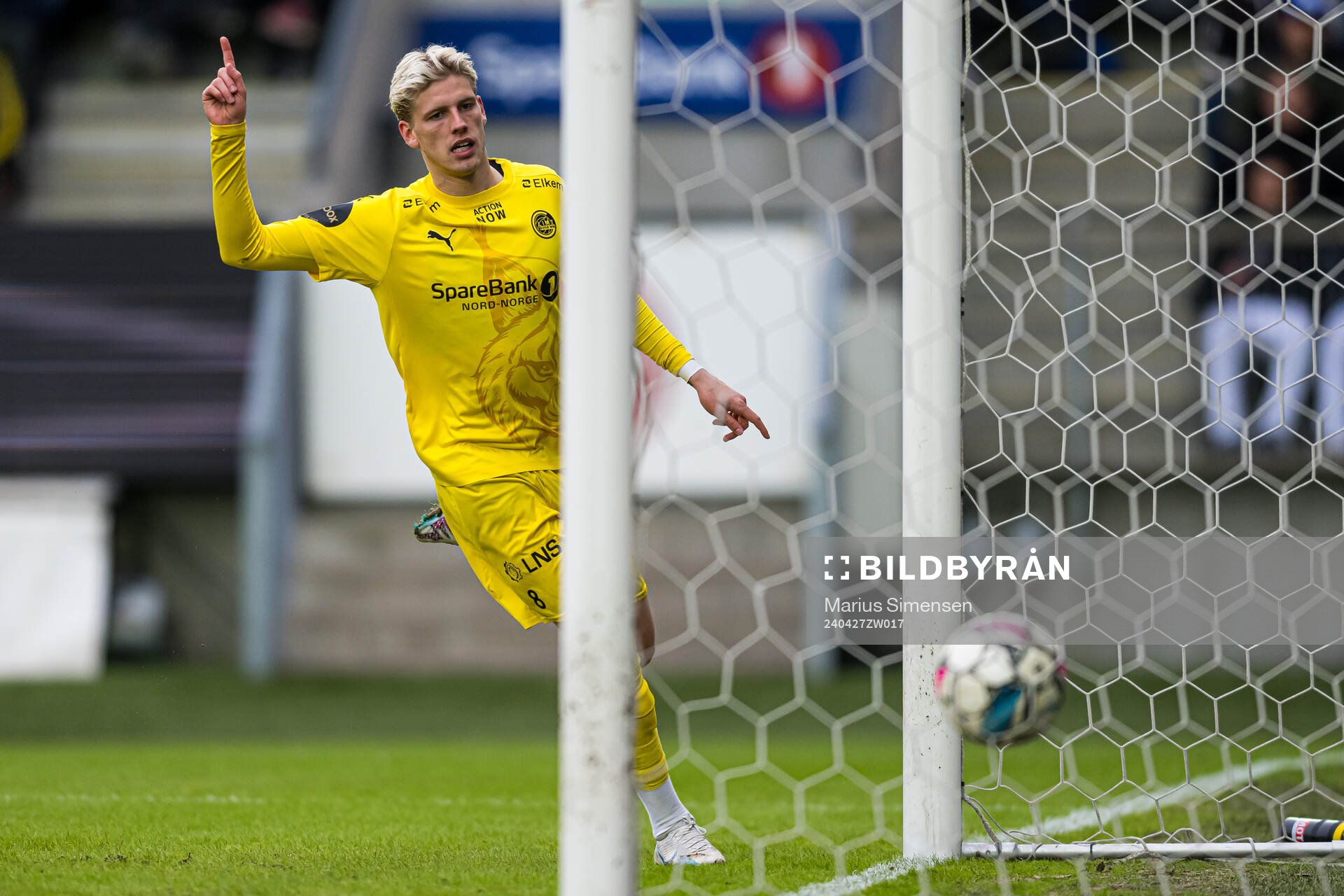 Albert Grønbæk of Bodø/Glimt celebrates