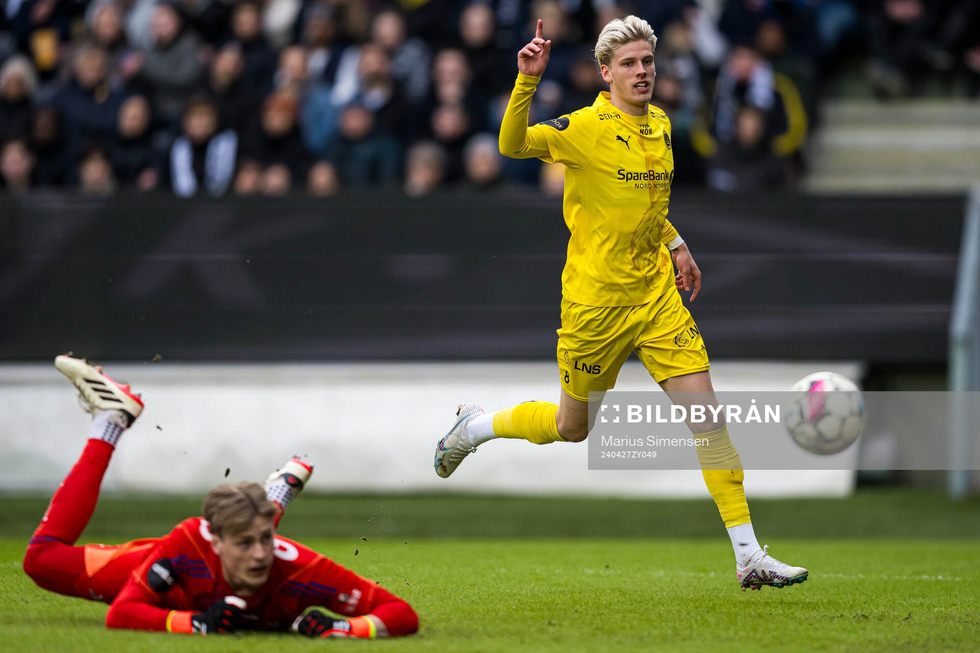 Albert Grønbæk of Bodø/Glimt celebrates