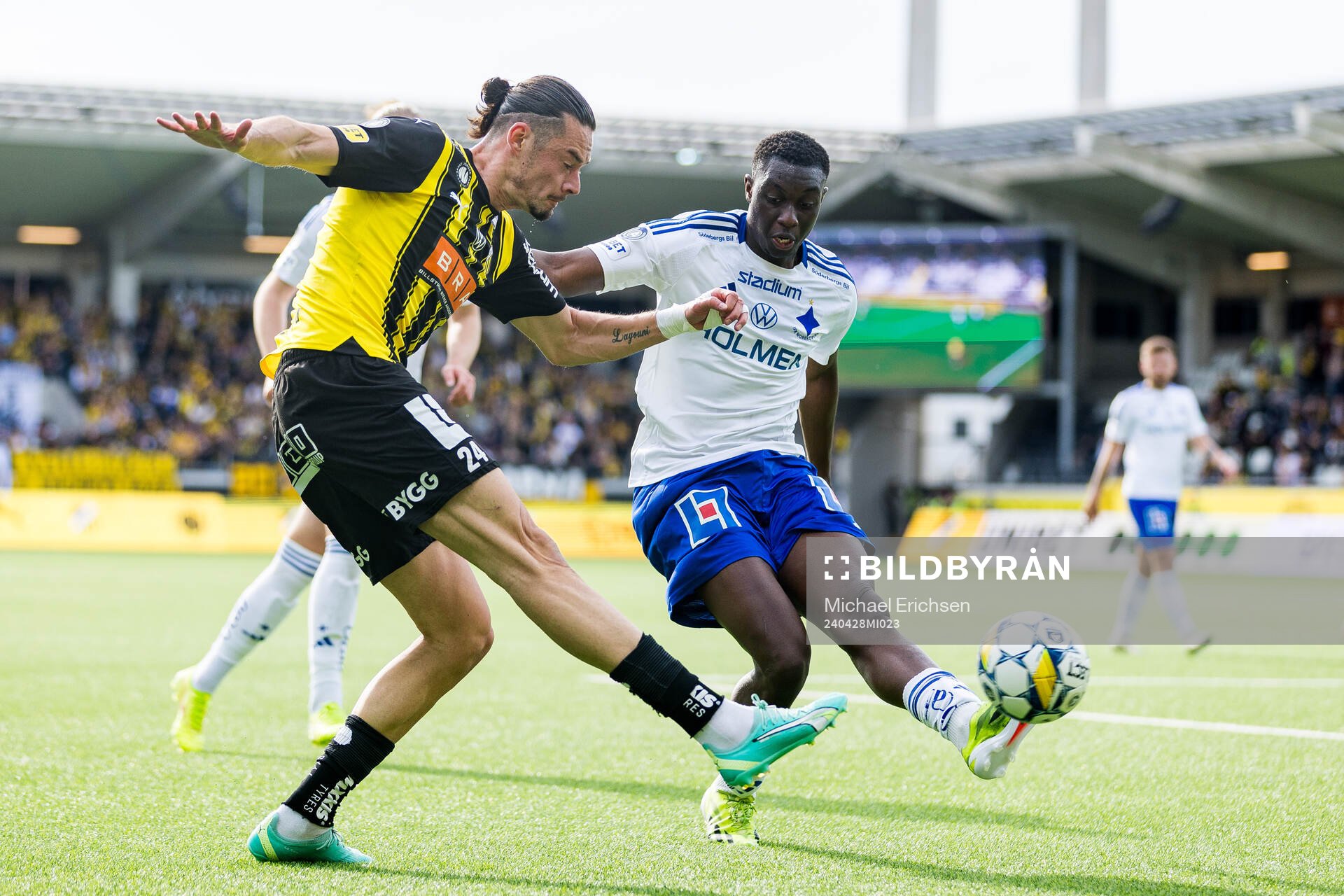 Häckens Amor Layouni och IFK Norrköpings Yahya Kalley