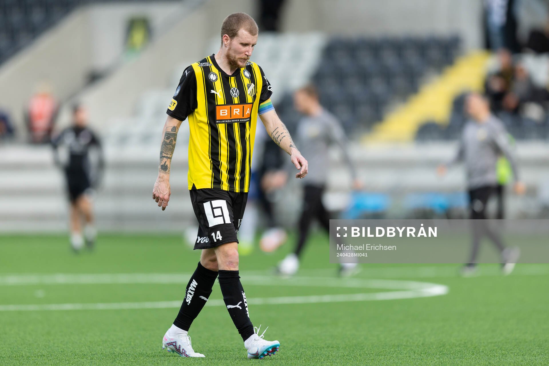 Häckens Simon Gustafson deppar