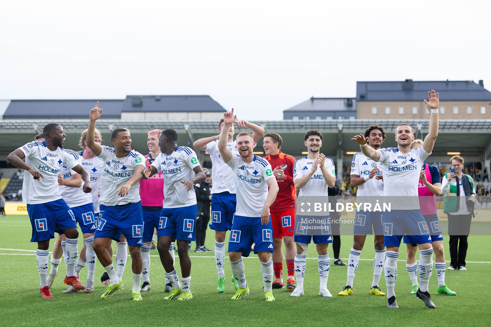 IFK Norrköpings spelare jublar