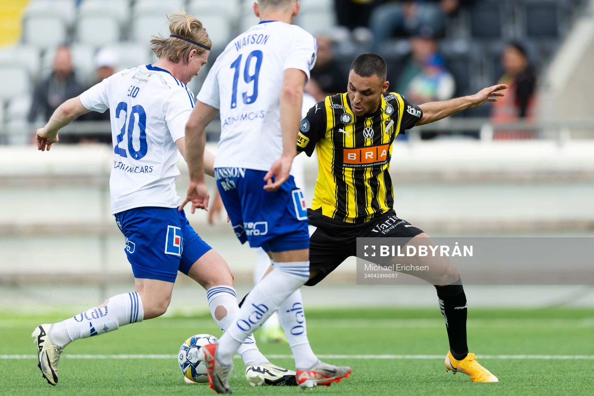 IFK Norrköpings Daniel Fritz Eid och Häckens Ali Youssef