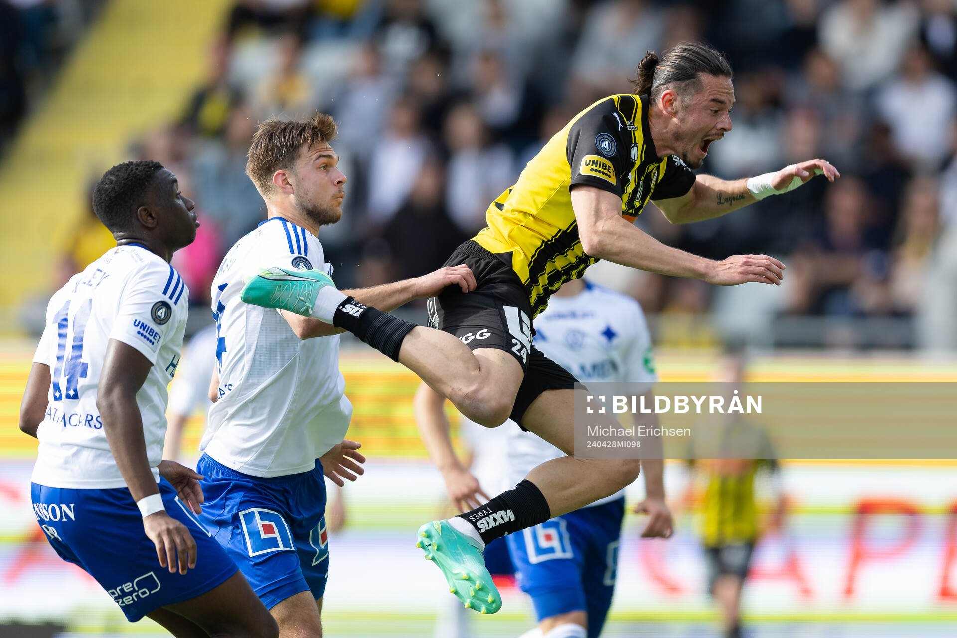 IFK Norrköpings Anton Eriksson och Häckens Amor Layouni