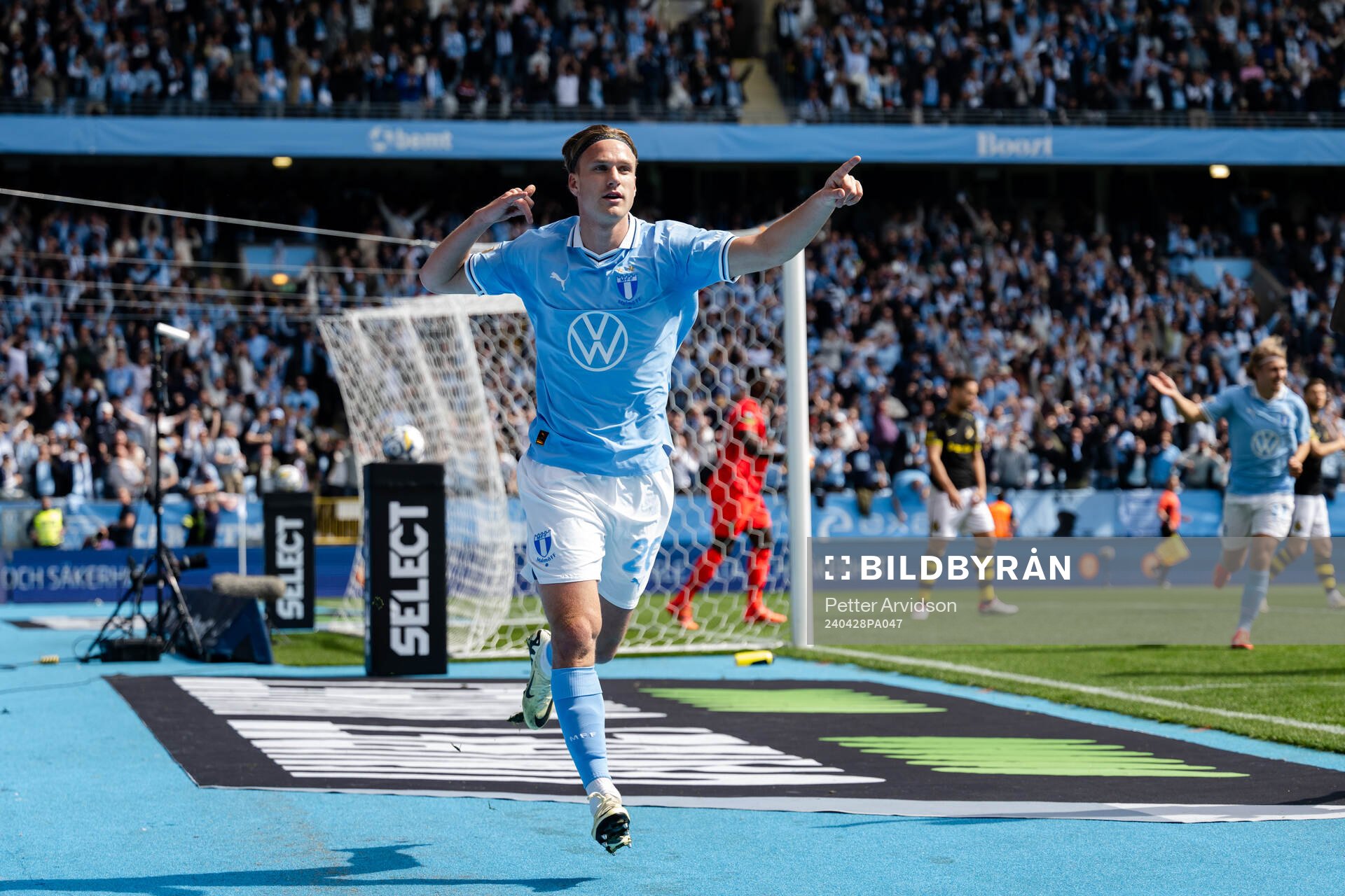 Malmö FFs Erik Botheim jublar