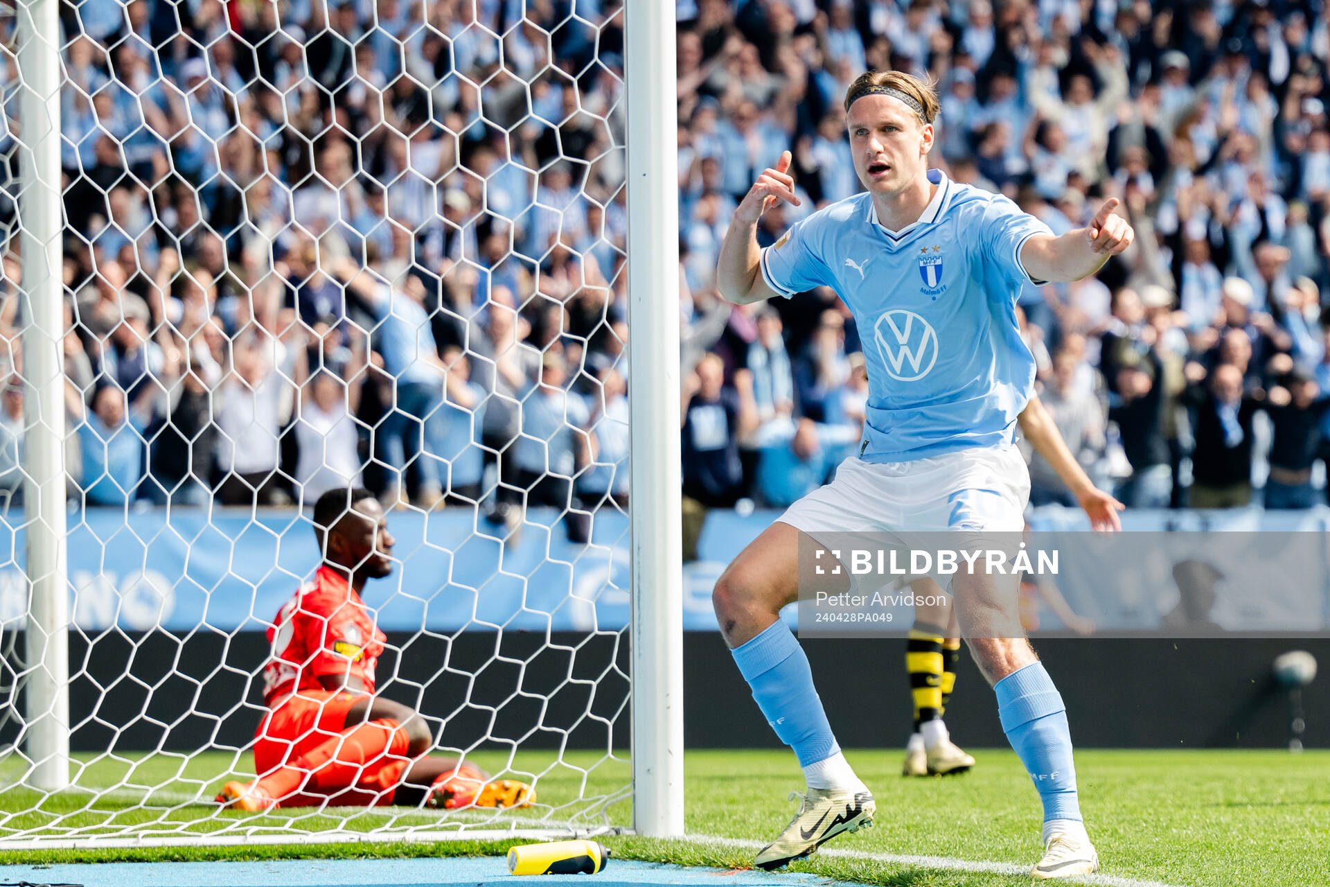 Malmö FFs Erik Botheim jublar