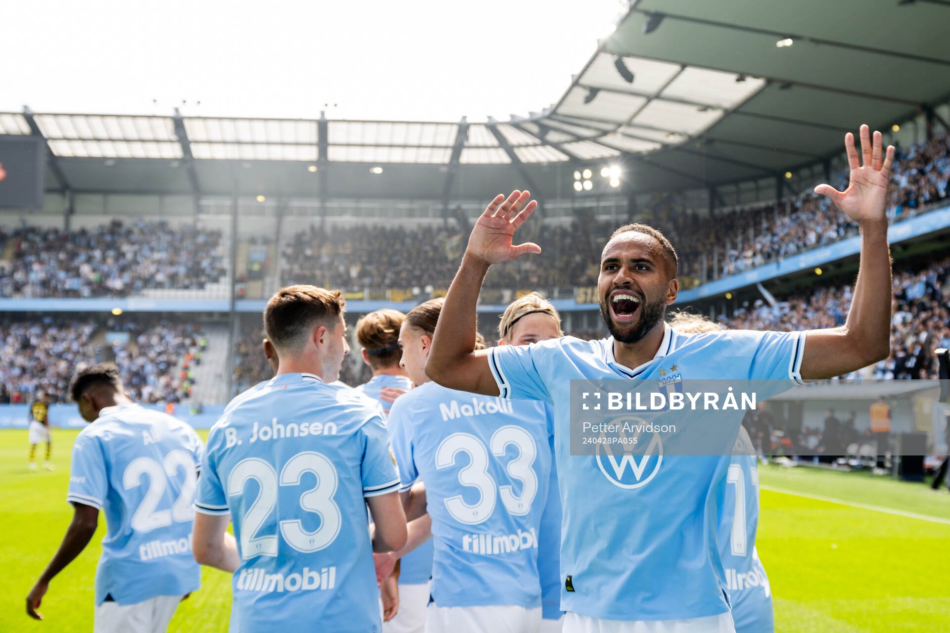 Malmö FFs Isaac Kiese Thelin jublar