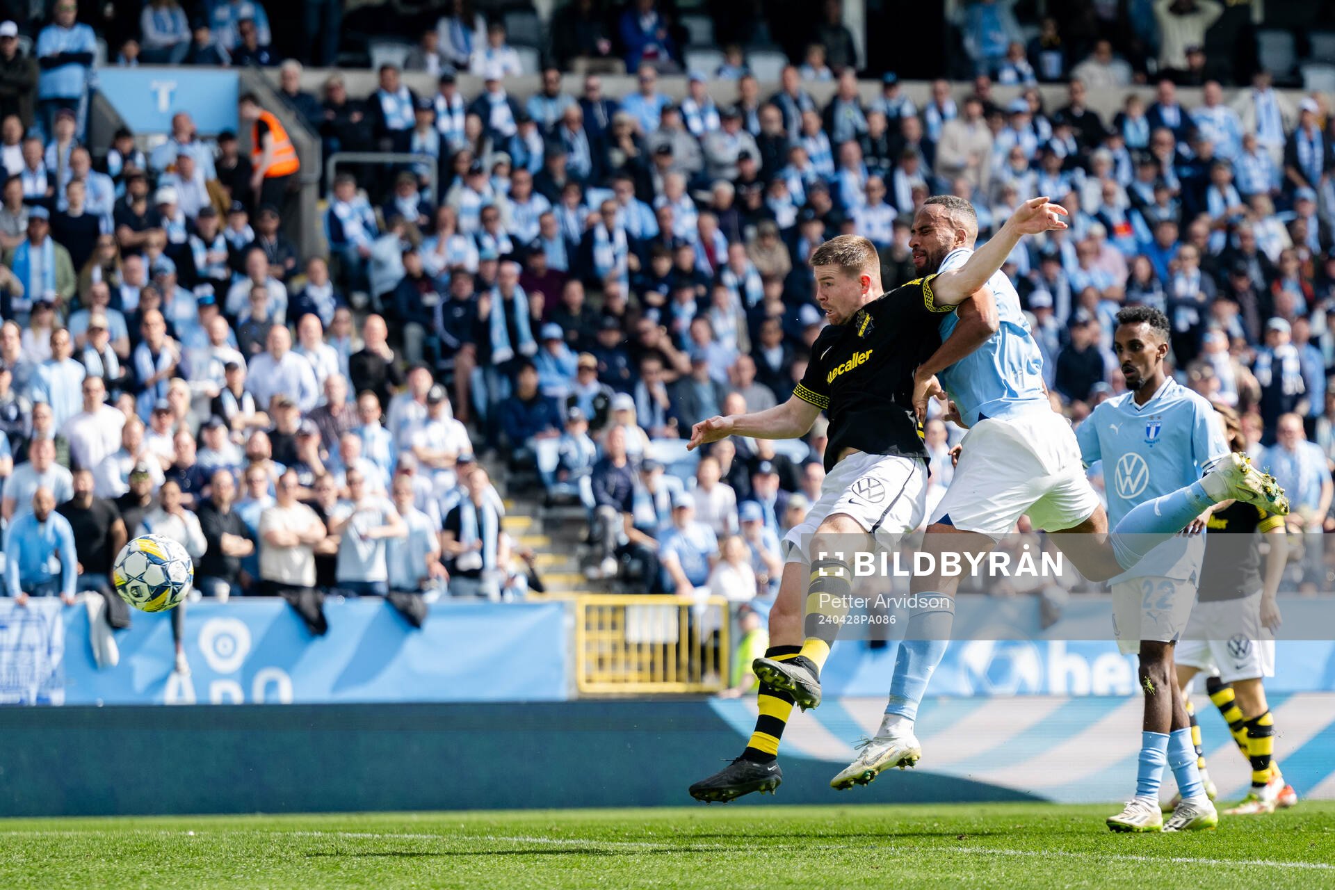 Malmö FFs Isaac Kiese Thelin gör 2-0