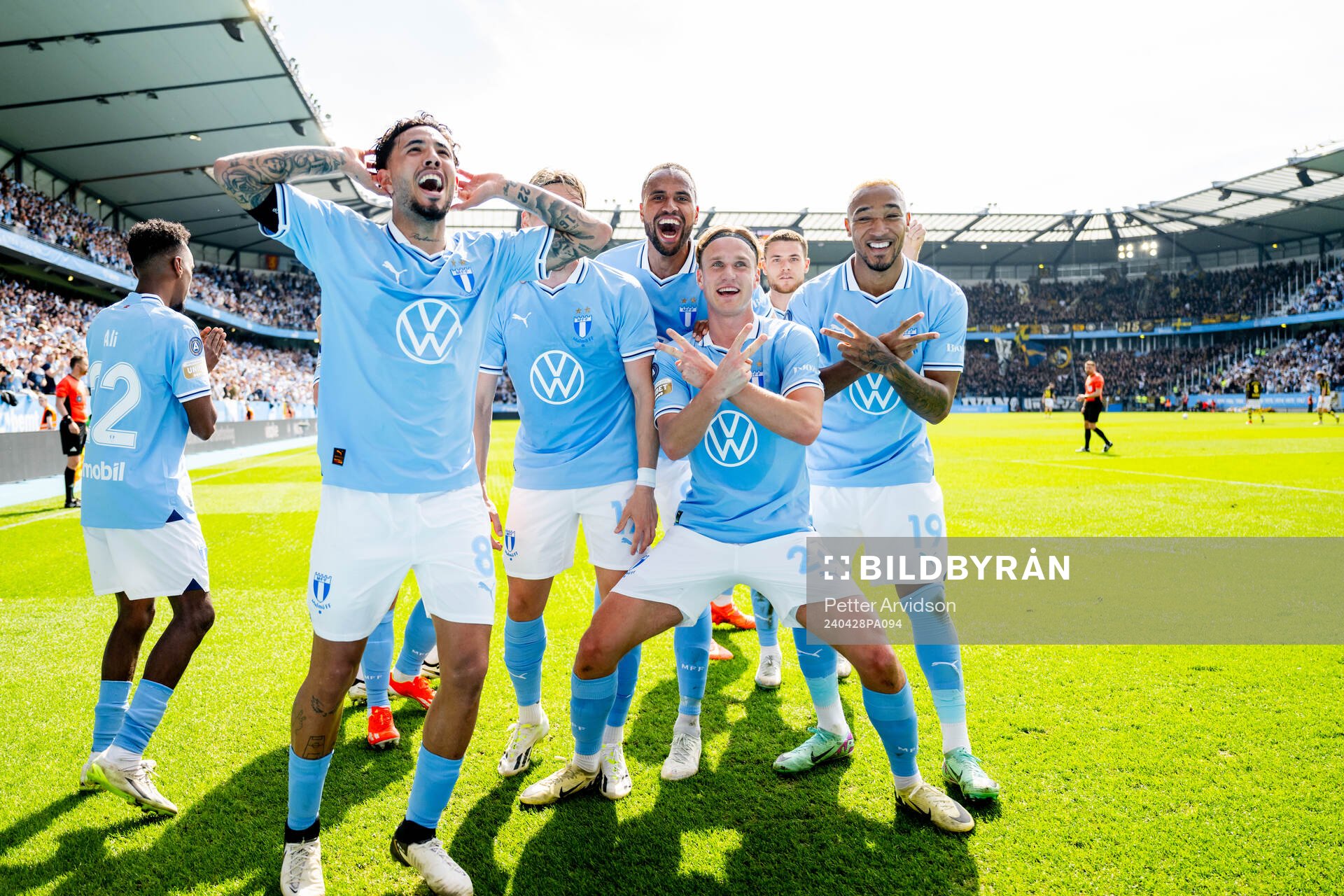 Malmö FFs Sergio Pena, Isaac Kiese Thelin , Erik Botheim